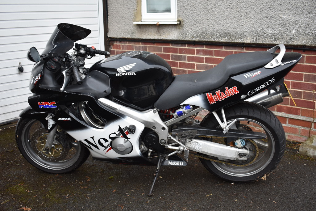 A 2000 Honda CBR600F, registration number W357 TDV, West racing colours. - Image 2 of 6