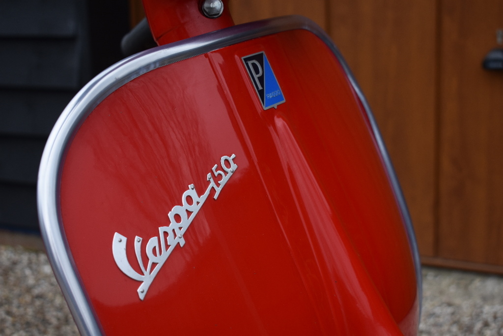 A 1965 Vespa 150, registration number DEY 508C, frame number VBB2T 238331, - Image 3 of 6