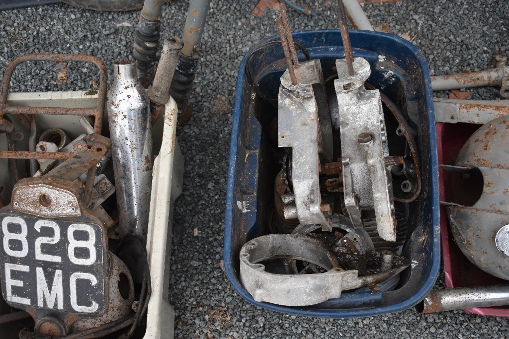 A 1953 BSA Bantam D3 125cc project, frame number BD39235, engine number BD3-44900, grey. - Image 3 of 4