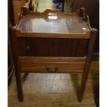 A 19th century mahogany tray top night c