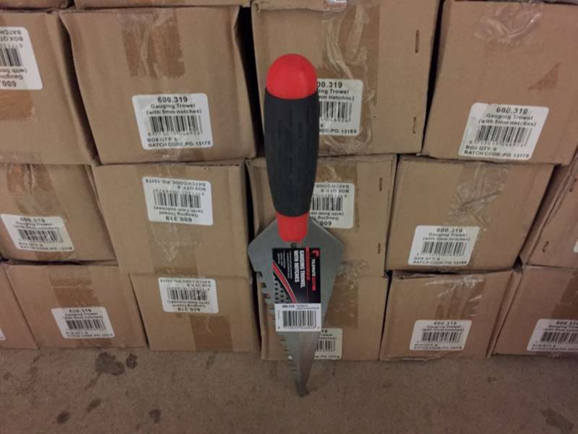 60 X TILEMATE PRO GAUGING TROWEL WITH NOTCHES IN 10 BOXES - Image 2 of 2