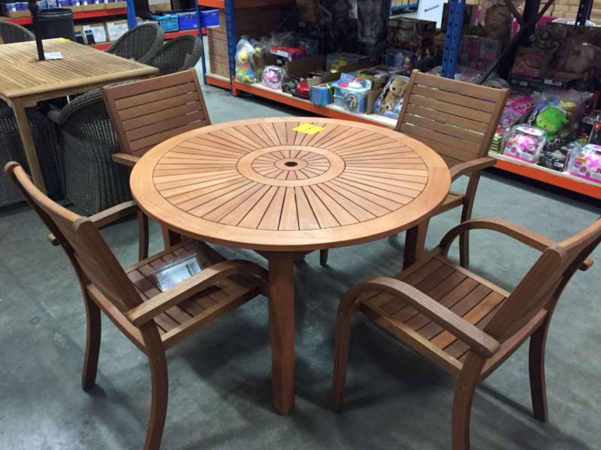 BRAND NEW BOXED ALMERIA ROUND GARDEN TABLE WITH 4 X ALMERIA STACKING CHAIRS