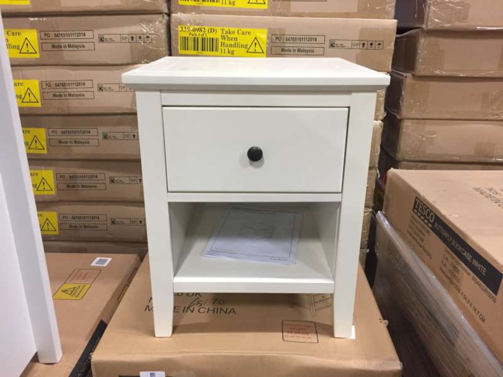 5 X BRAND NEW SOUTHWOLD 1 DRAWER BEDSIDE TABLE ( 4 X BOXED AND 1 X SAMPLE )