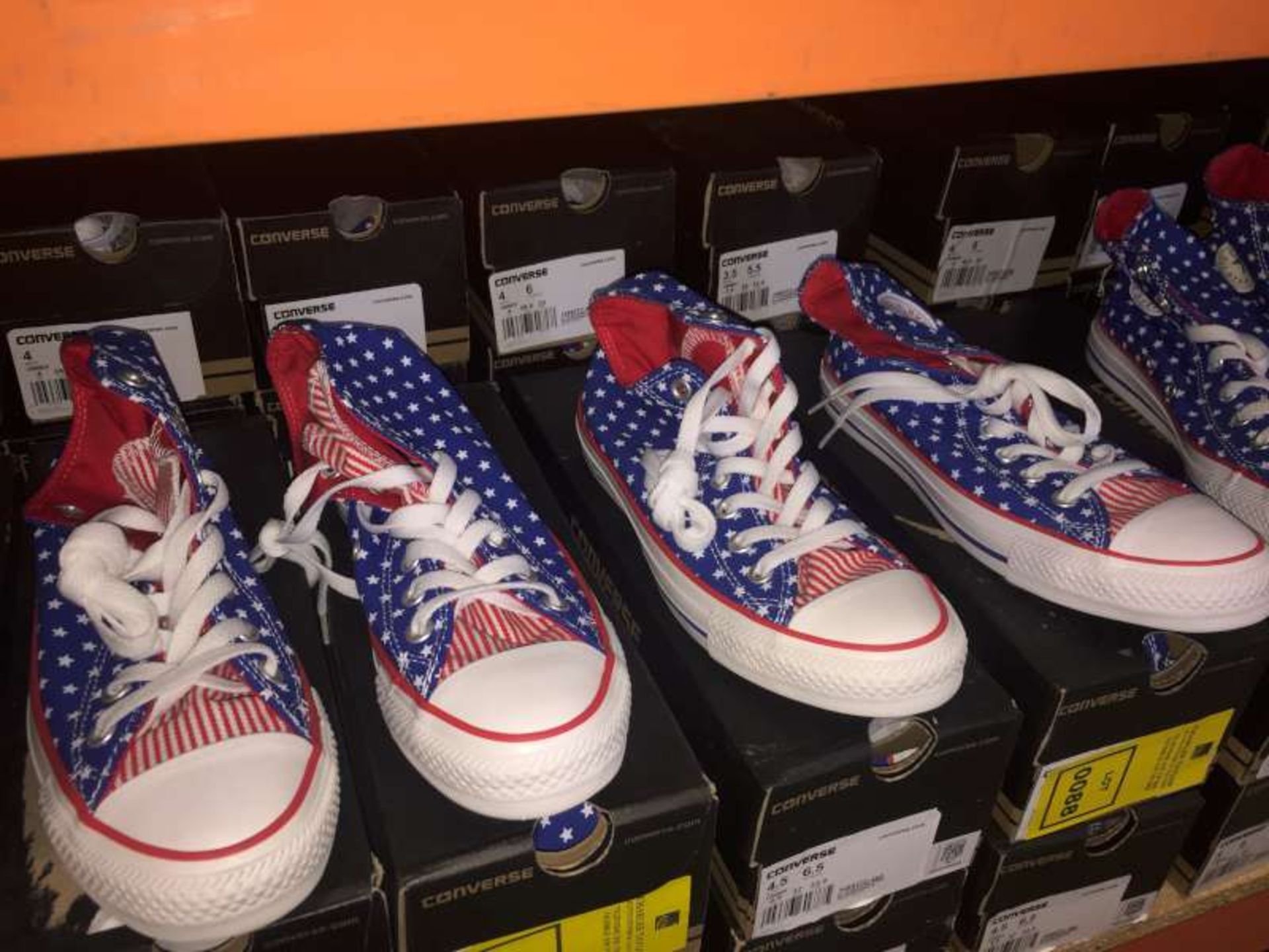 10 X BRAND NEW BOXED CONVERSE STARS AND STRIPES TRAINERS SIZE 4.5