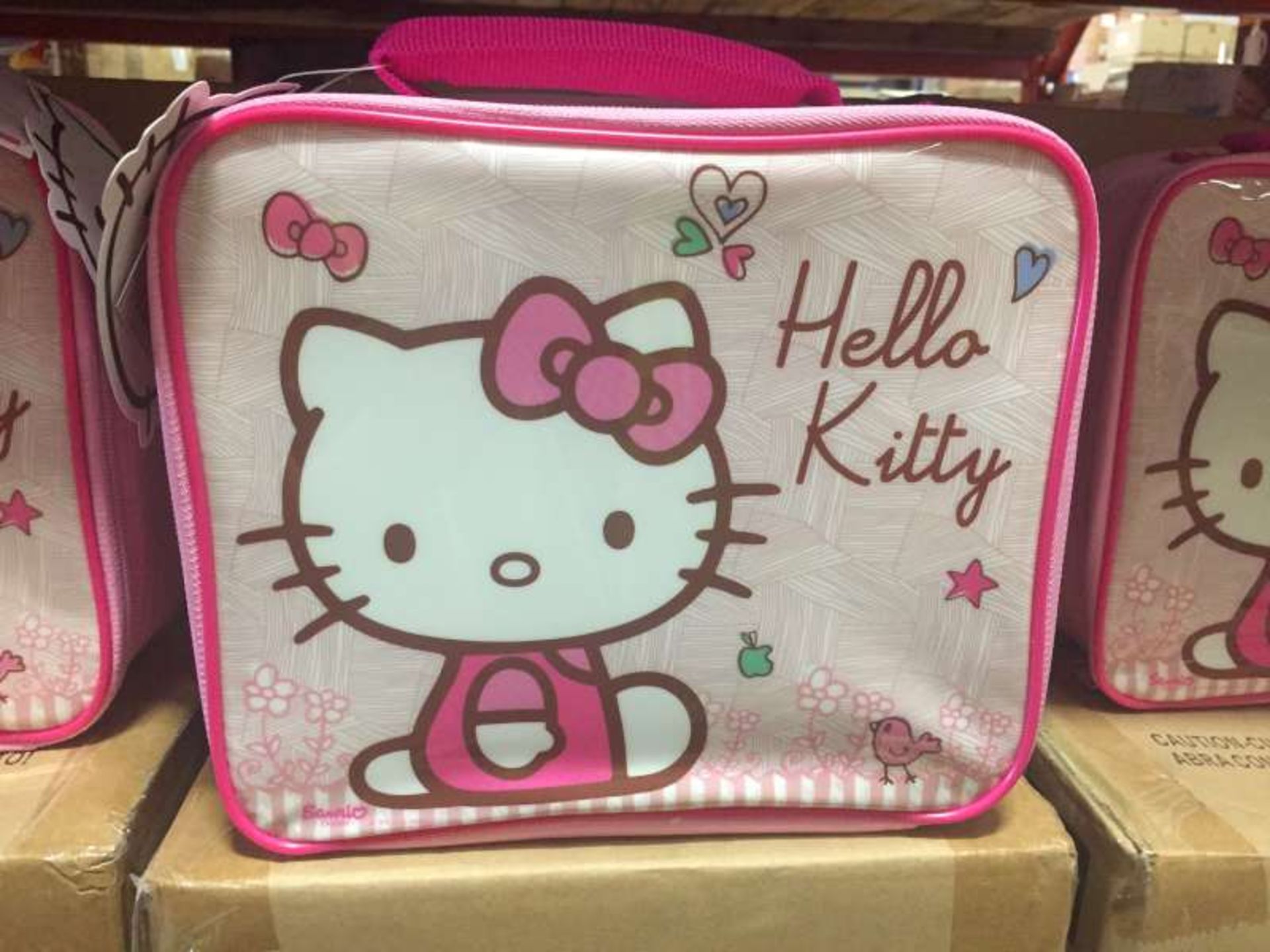 36 X HELLO KITTY LUNCH BAGS IN 12 BOXES