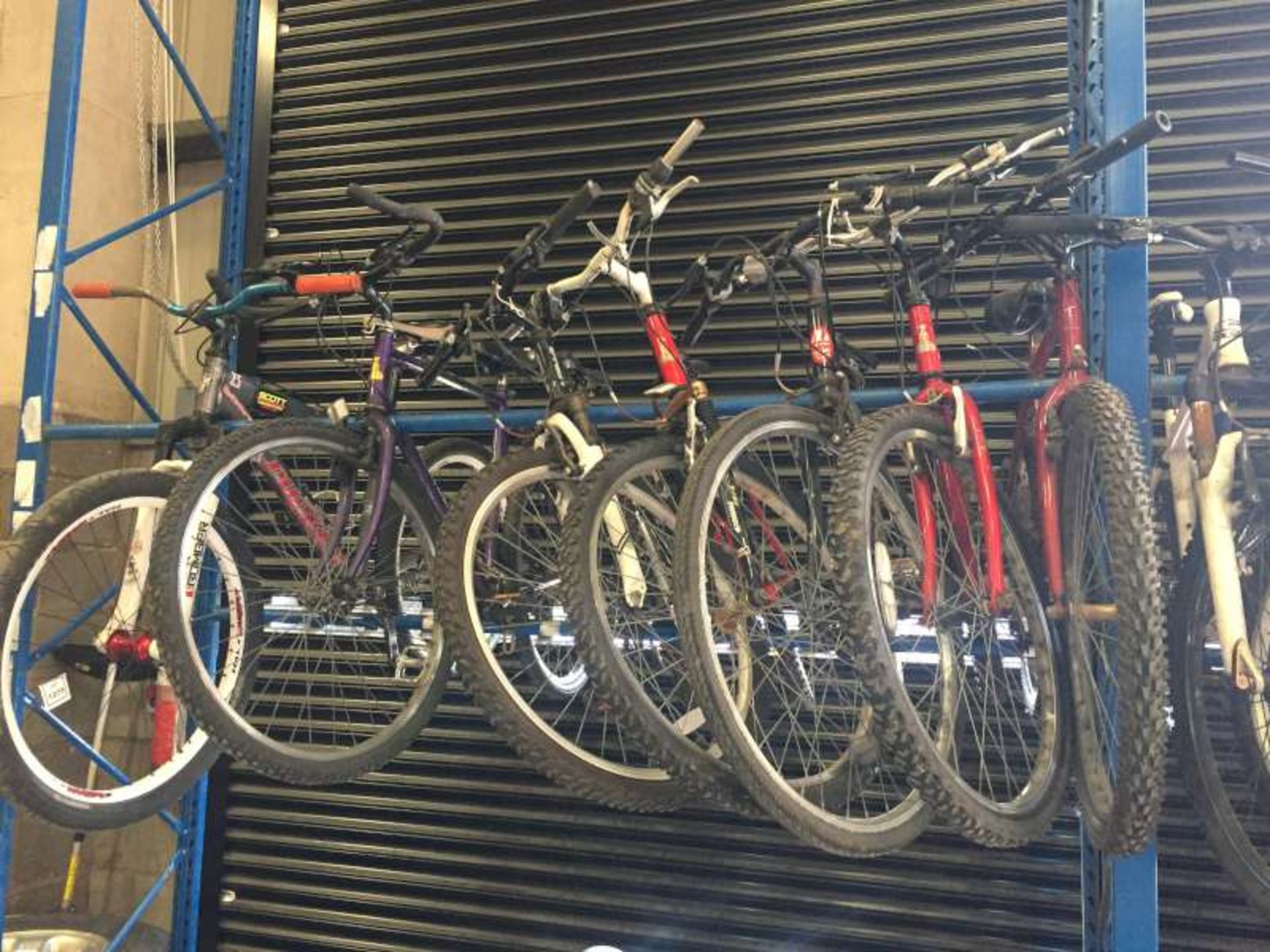 7 X VARIOUS BIKES IE GT, APOLLO, RALEIGH, ETC