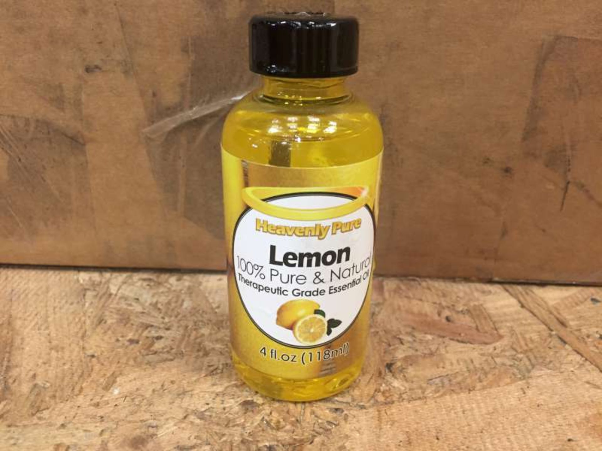 50 X 118 ML BOTTLES OF HEAVENLY PURE THERAPEUTIC GRADE ESSENTIAL LEMON OIL IN 1 BOX