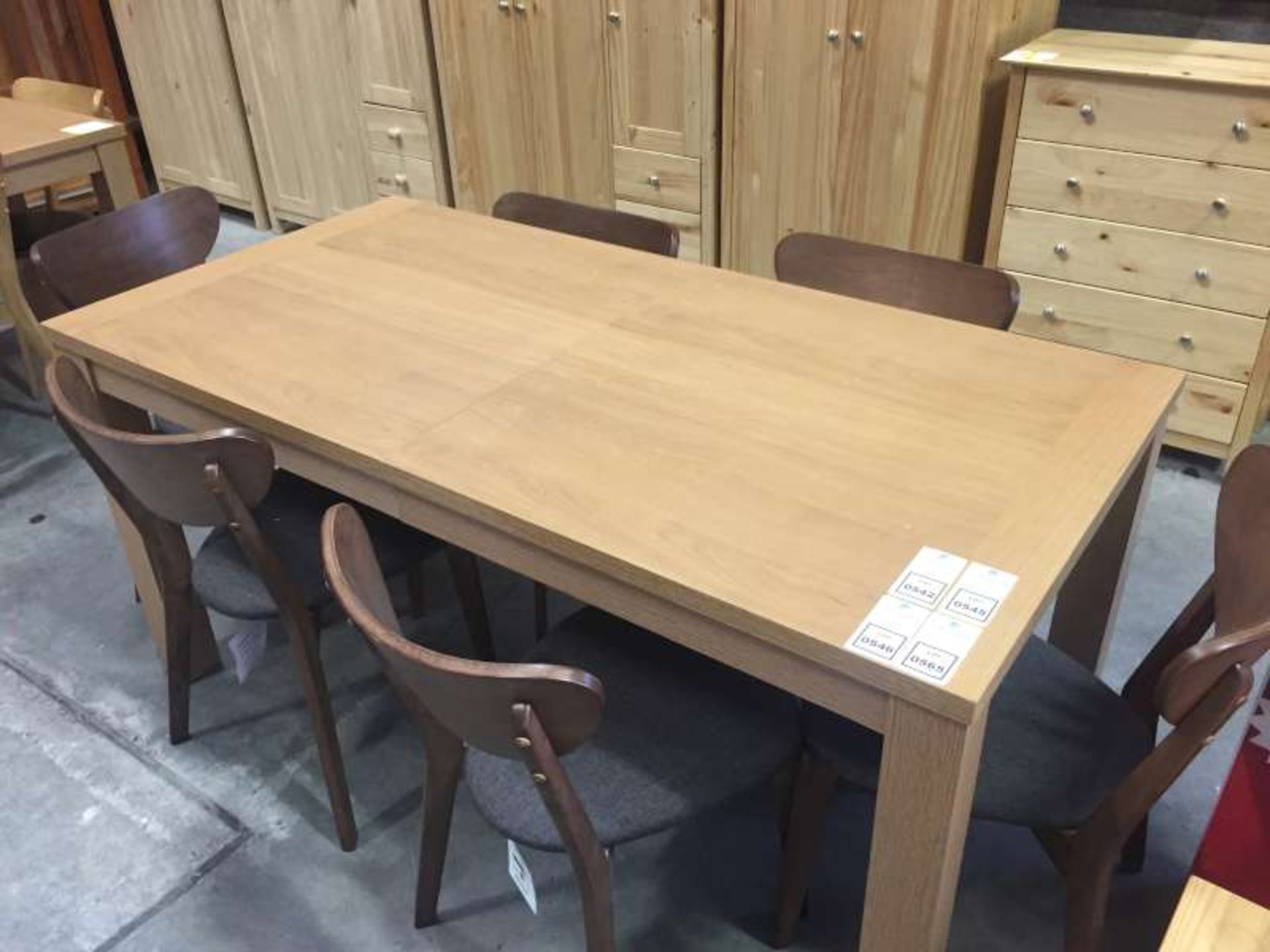 EXTENDING DINING TABLE WITH 6 MERRICK WALNUT CHAIRS WITH GREY FABRIC SEATING ( BOXED )