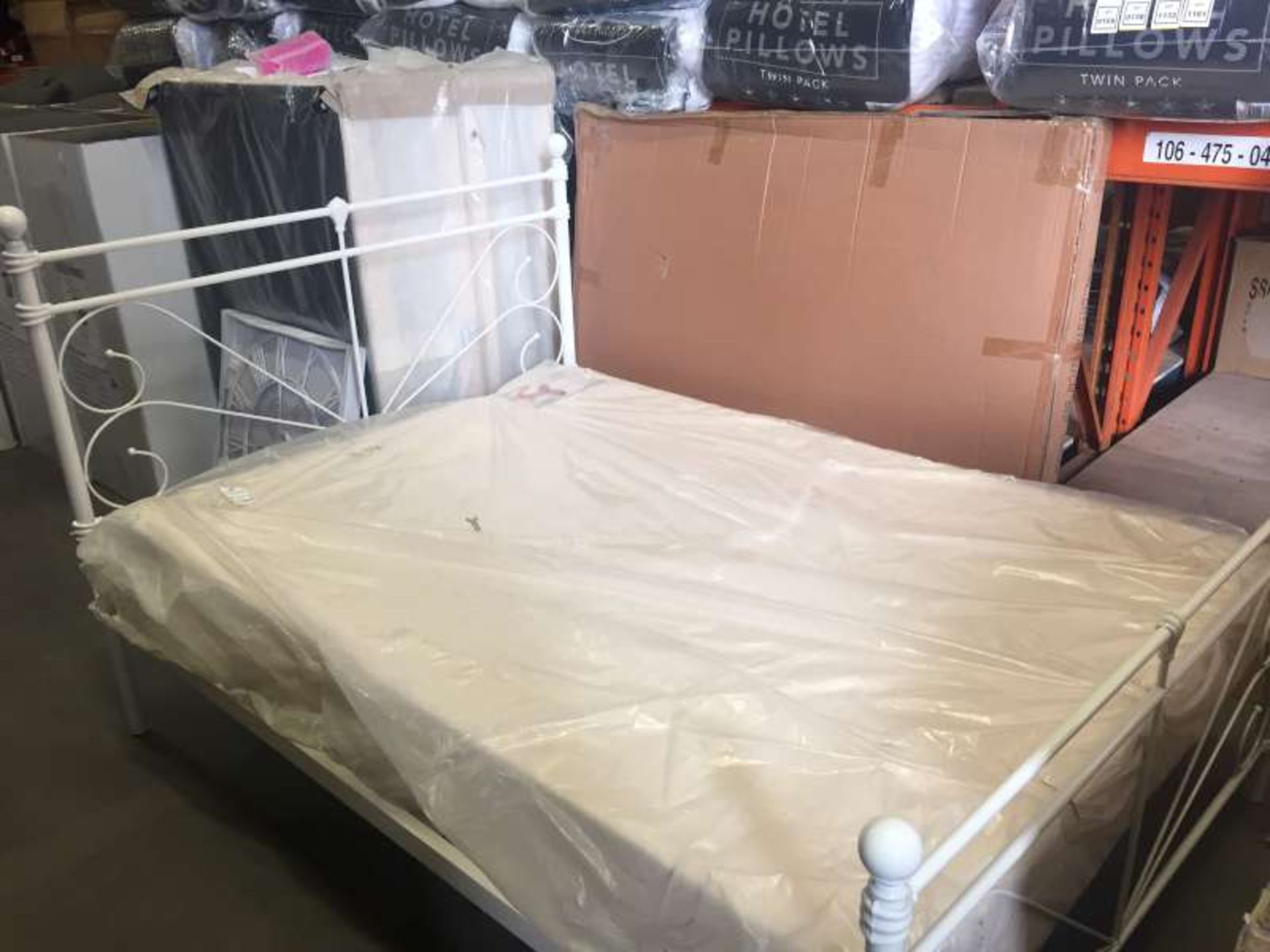 METAL FRAMED DOUBLE BED WITH MATTRESS