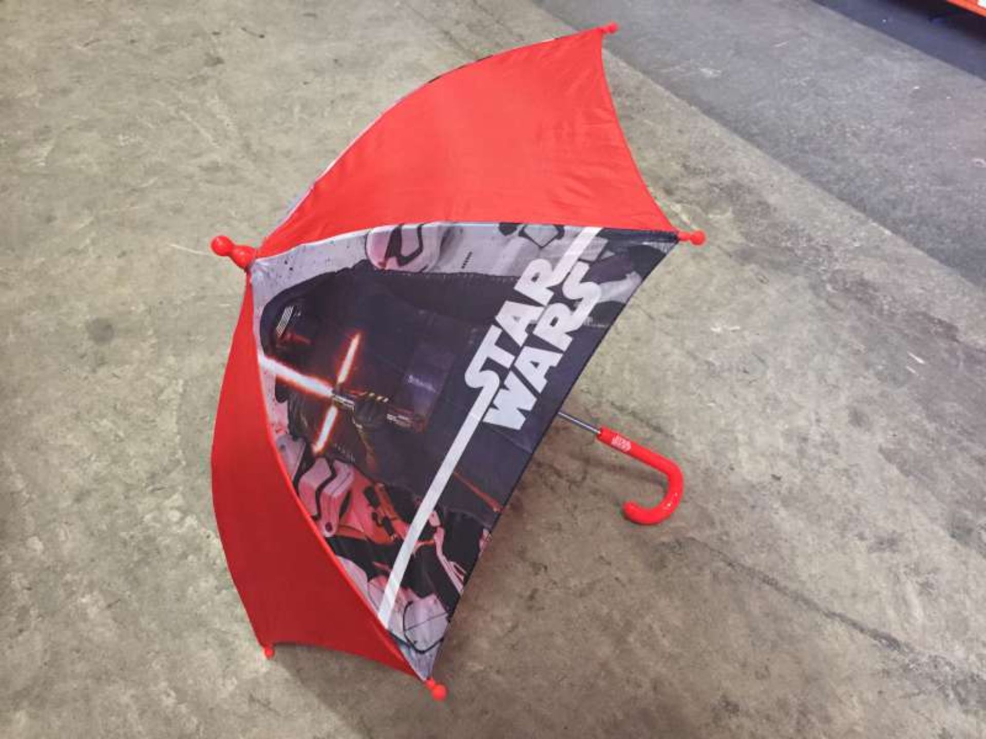 40 X STAR WARS UMBRELLAS IN 2 BOXES