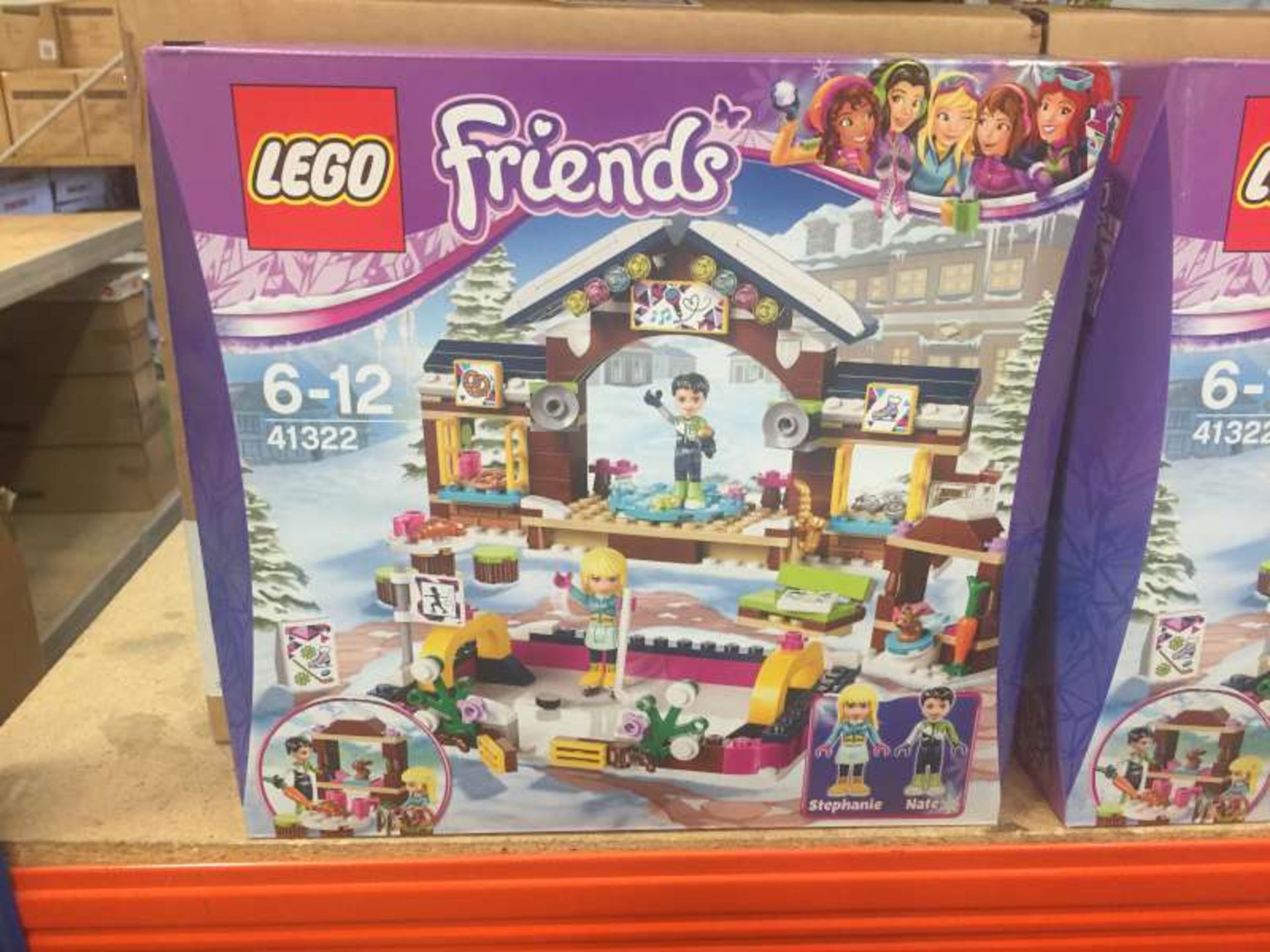 8 X BRAND NEW BOXED LEGO FRIENDS SNOW RESORT ICE RINK ( 41322 ) IN 2 BOXES