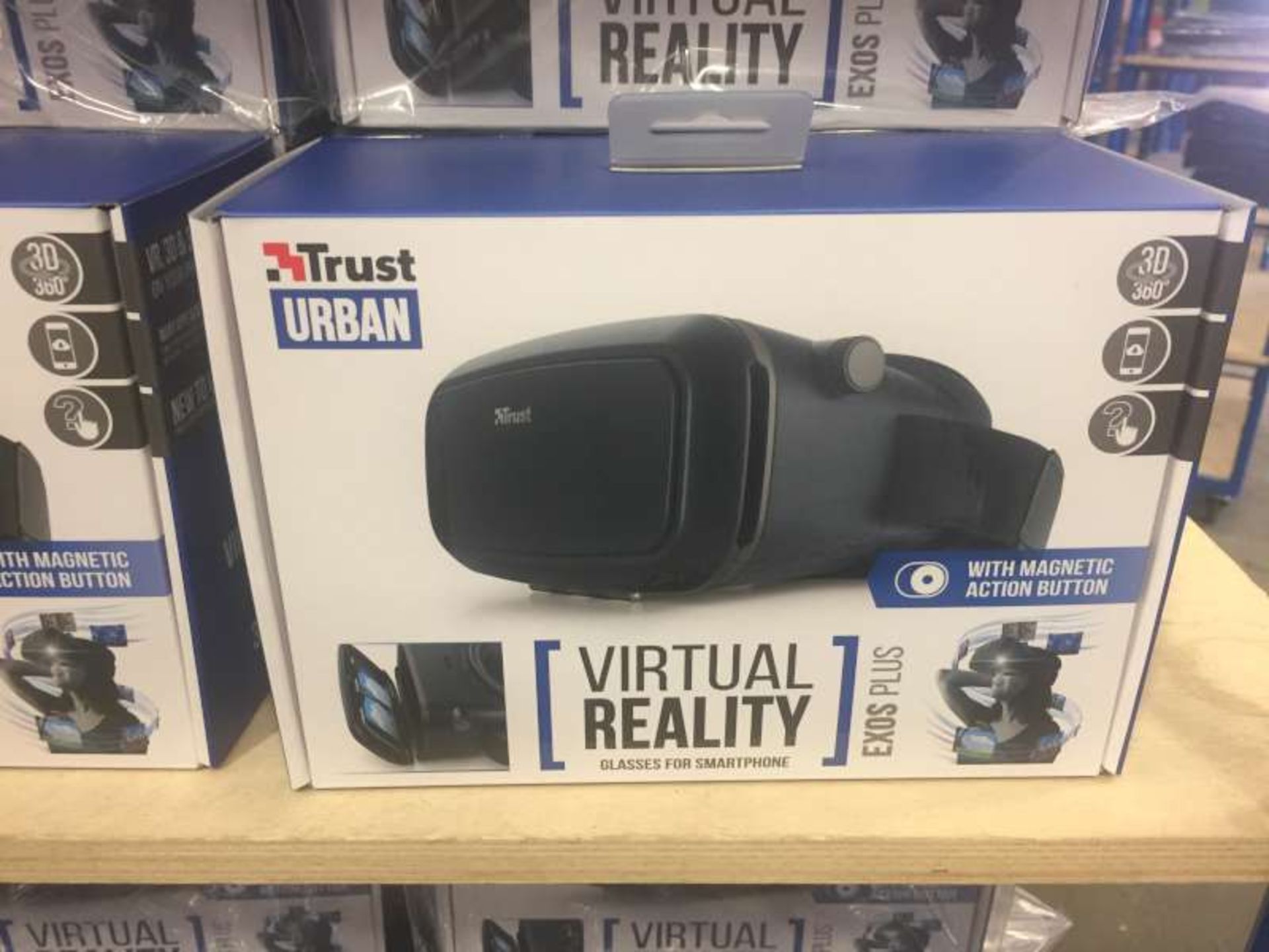 10 X BRAND NEW BOXED TRUST URBAN VIRTUAL REALITY GLASSES FOR SMARTPHONES