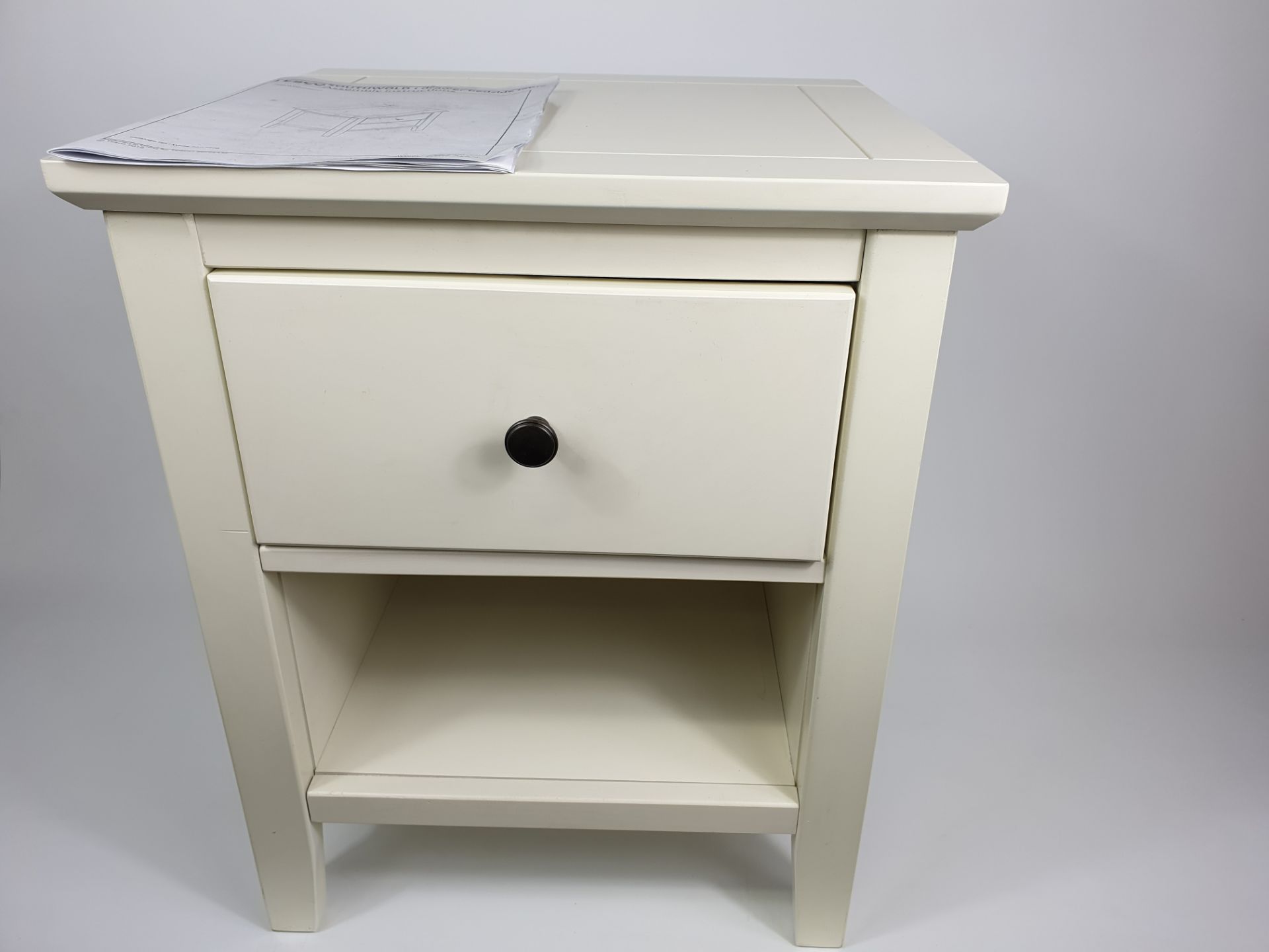 14 X SOUTHWOLD 1 DRAWER BEDSIDE TABLE