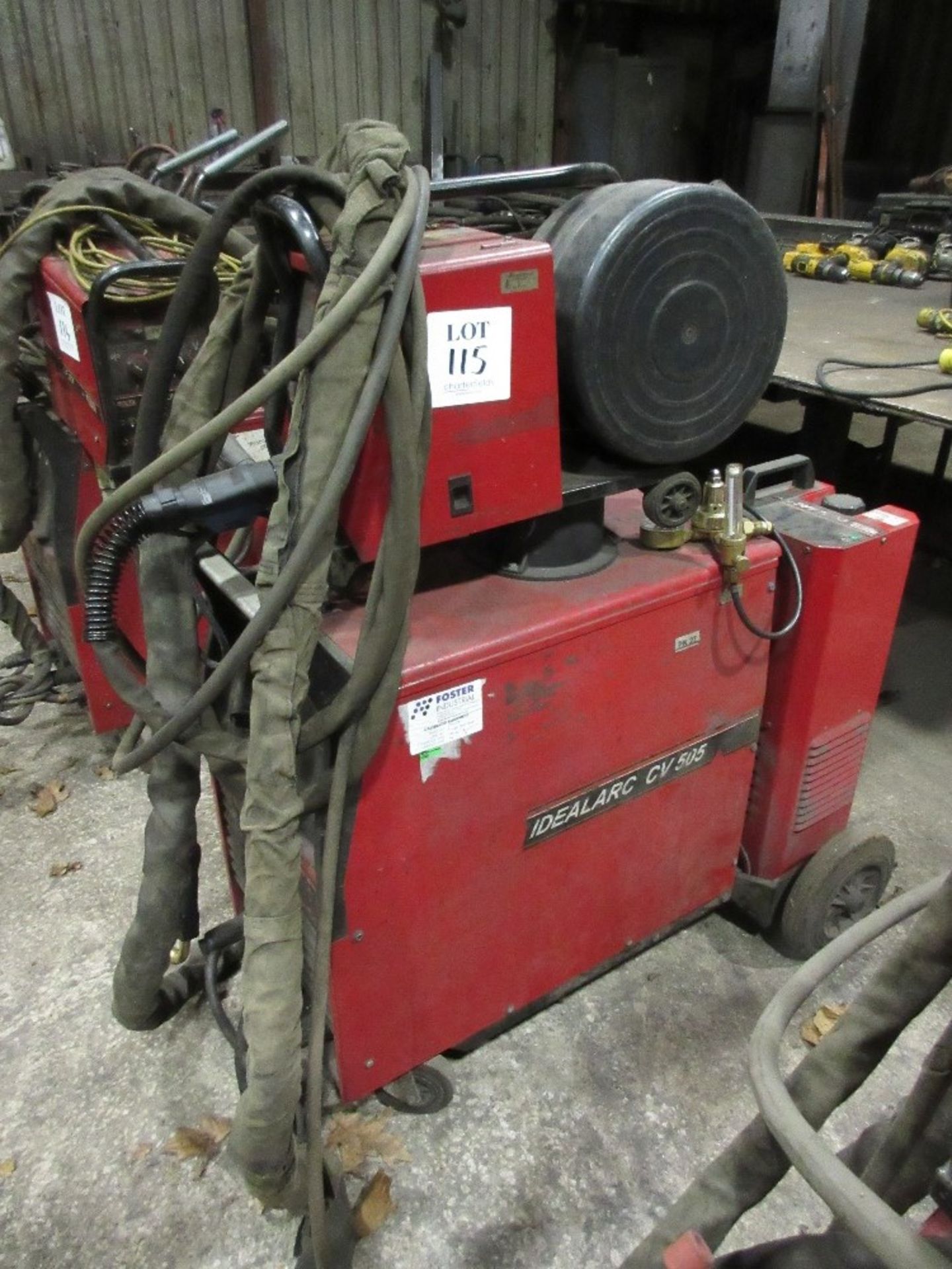 Lincol Electric Ideal Arc CV505 mig welder with LF33 wire feed