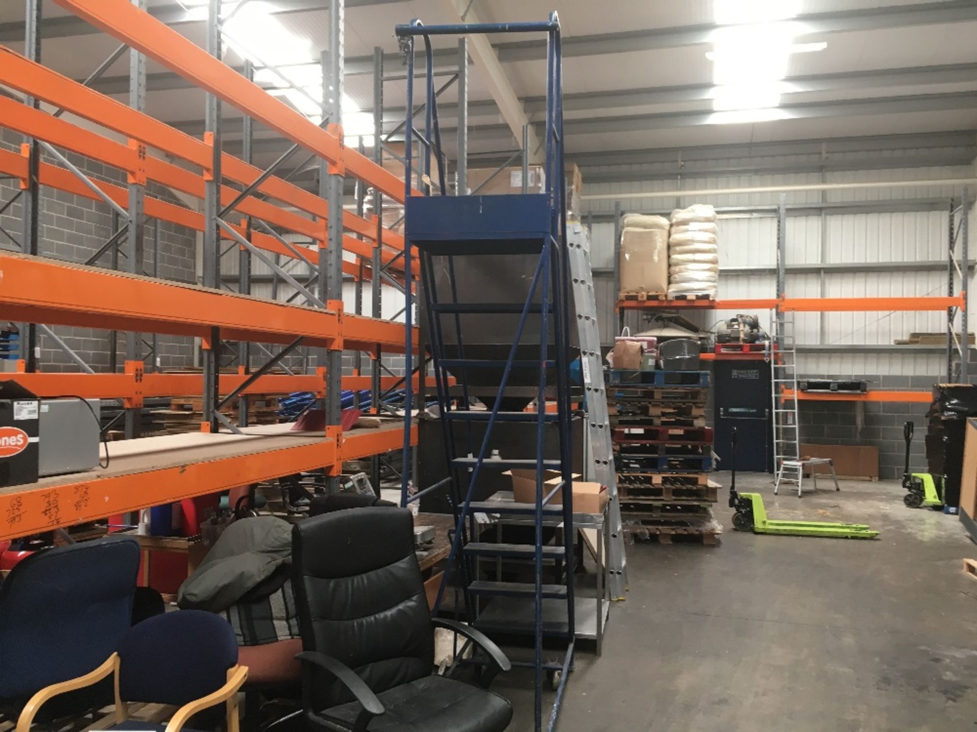 Quantity of bolt free racking to include 19 - Bays Pallet Racking, a quantity of dismantled racking,