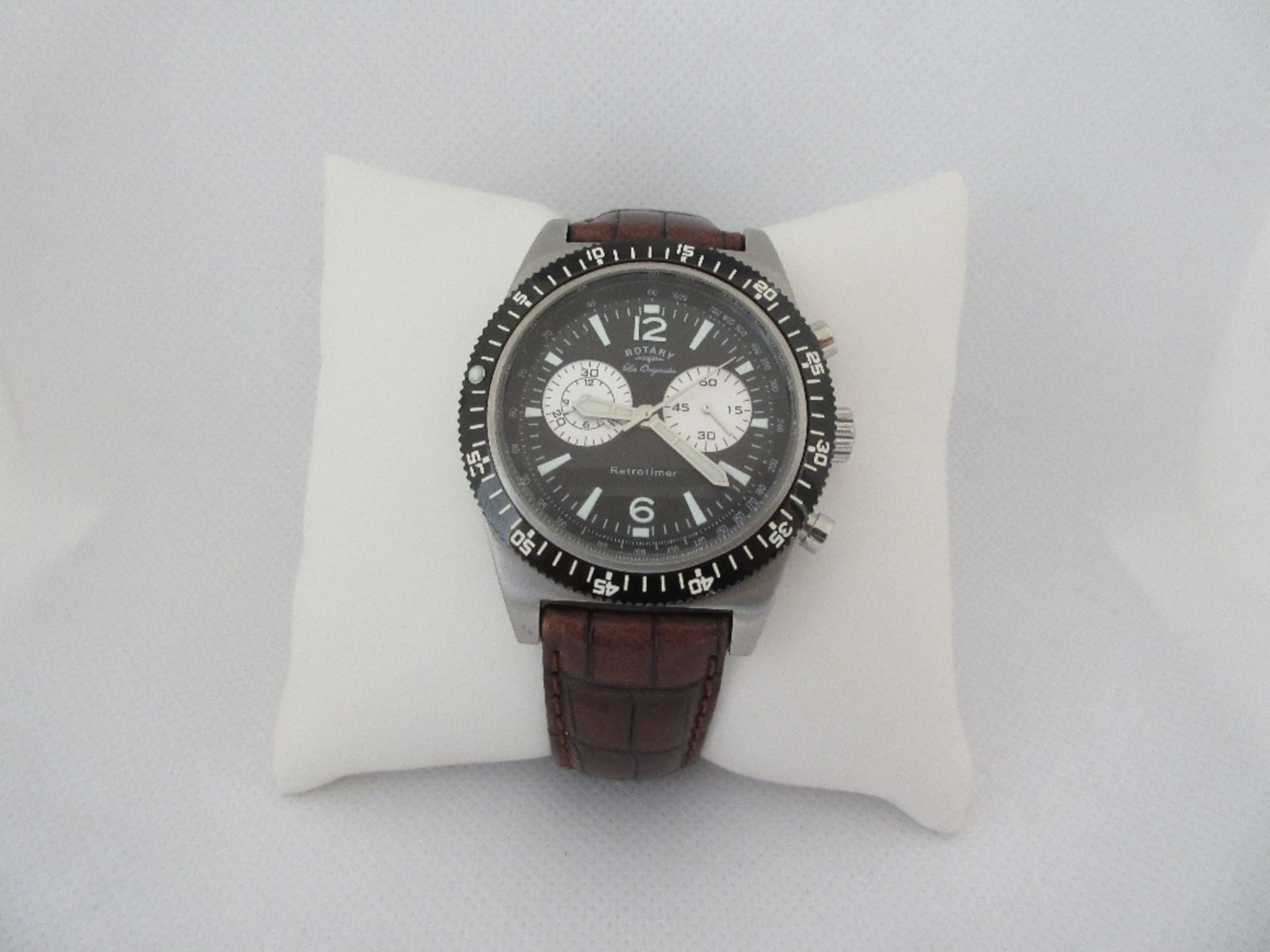 ROTARY MALE WATCH, MODEL GS90030/19, CASE DIAMETER 42MM, LEATHER STRAP, BOXED, RRP £ 299 - Image 2 of 4