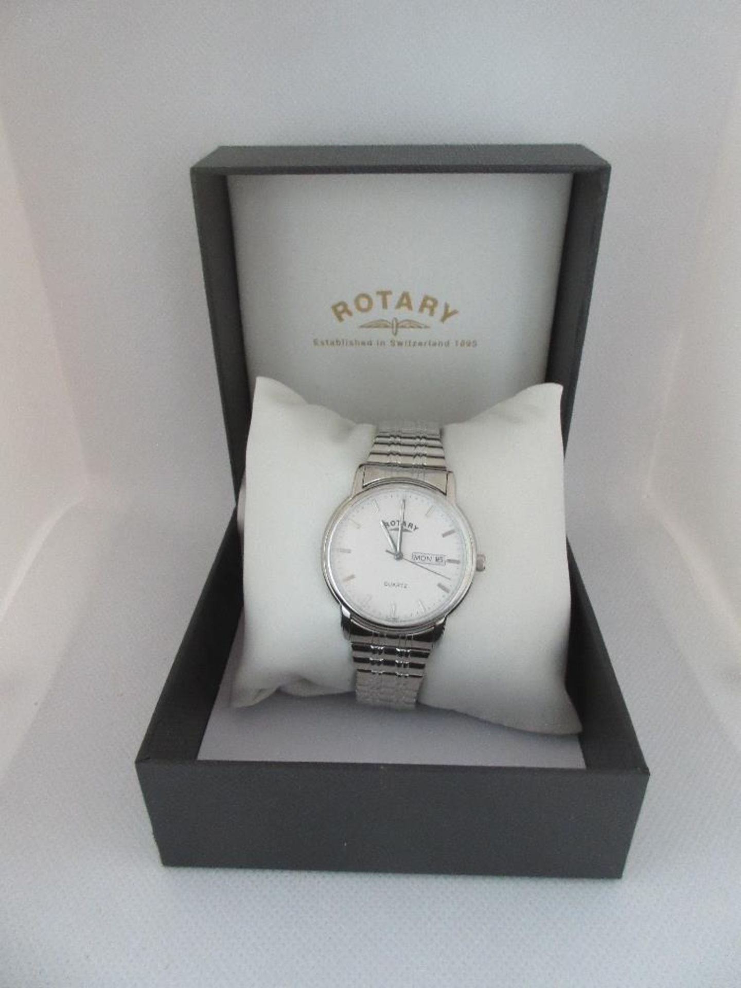 ROTARY MALE WATCH, MODEL GB102762/02, CASE DIAMETER 38MM, STAINLESS STEEL STRAP, BOXED, RRP £ 99