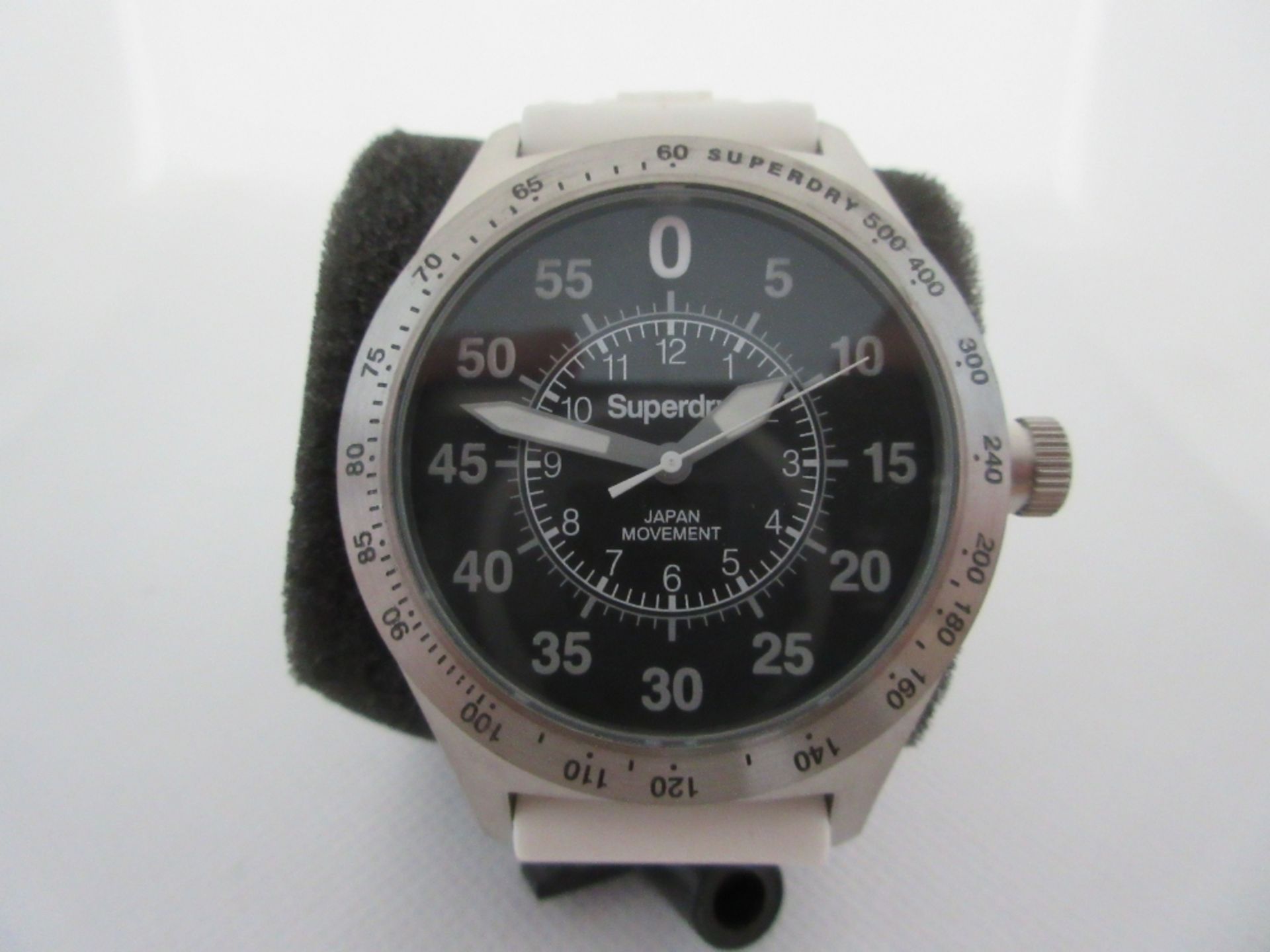 SUPERDRY MALE WATCH, MODEL SYG111W, CASE DIAMETER 45MM, RUBBER STRAP, BOXED, RRP £ 79.99 - Image 2 of 4