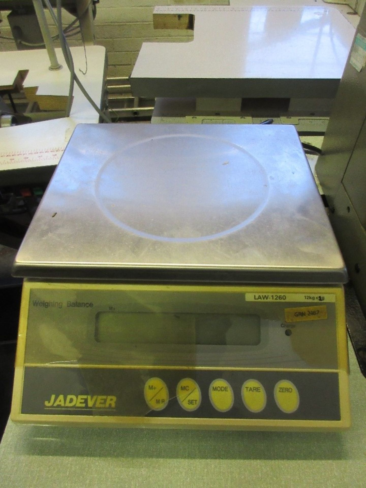 Jadever Law - 1260 benchtop digital scales, capacity 12kg x 2g