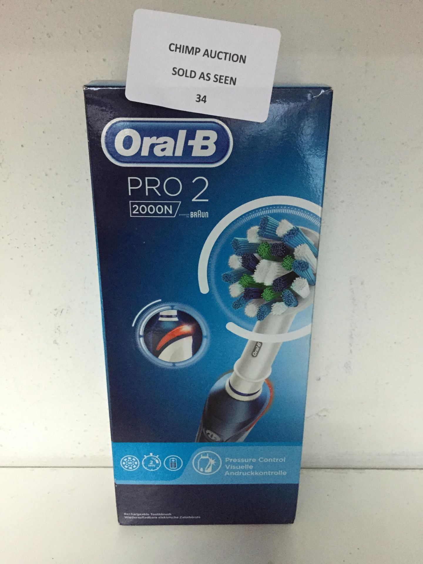 Oral-B Pro 2 2000 CrossAction Electric Toothbrush RRP £89.99.