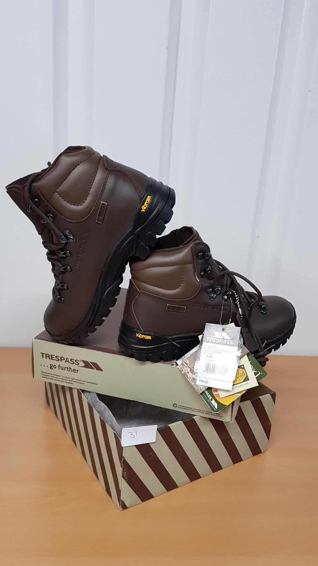 Trespass Walker, Unisex Kids’ Boots UK SIZE 3 RRP £139.99