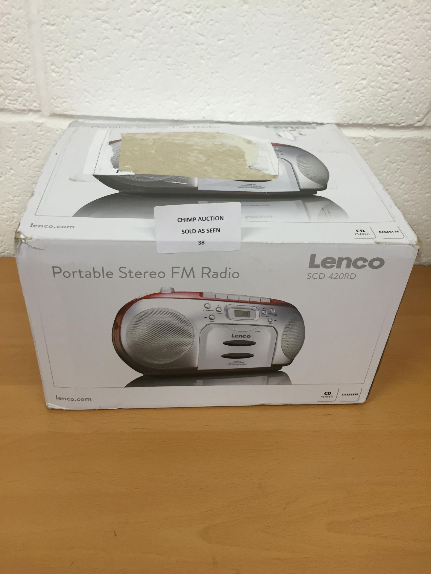 Lenco SCD-420RD | Portable Stereo FM Radio with CD Player and Cassette