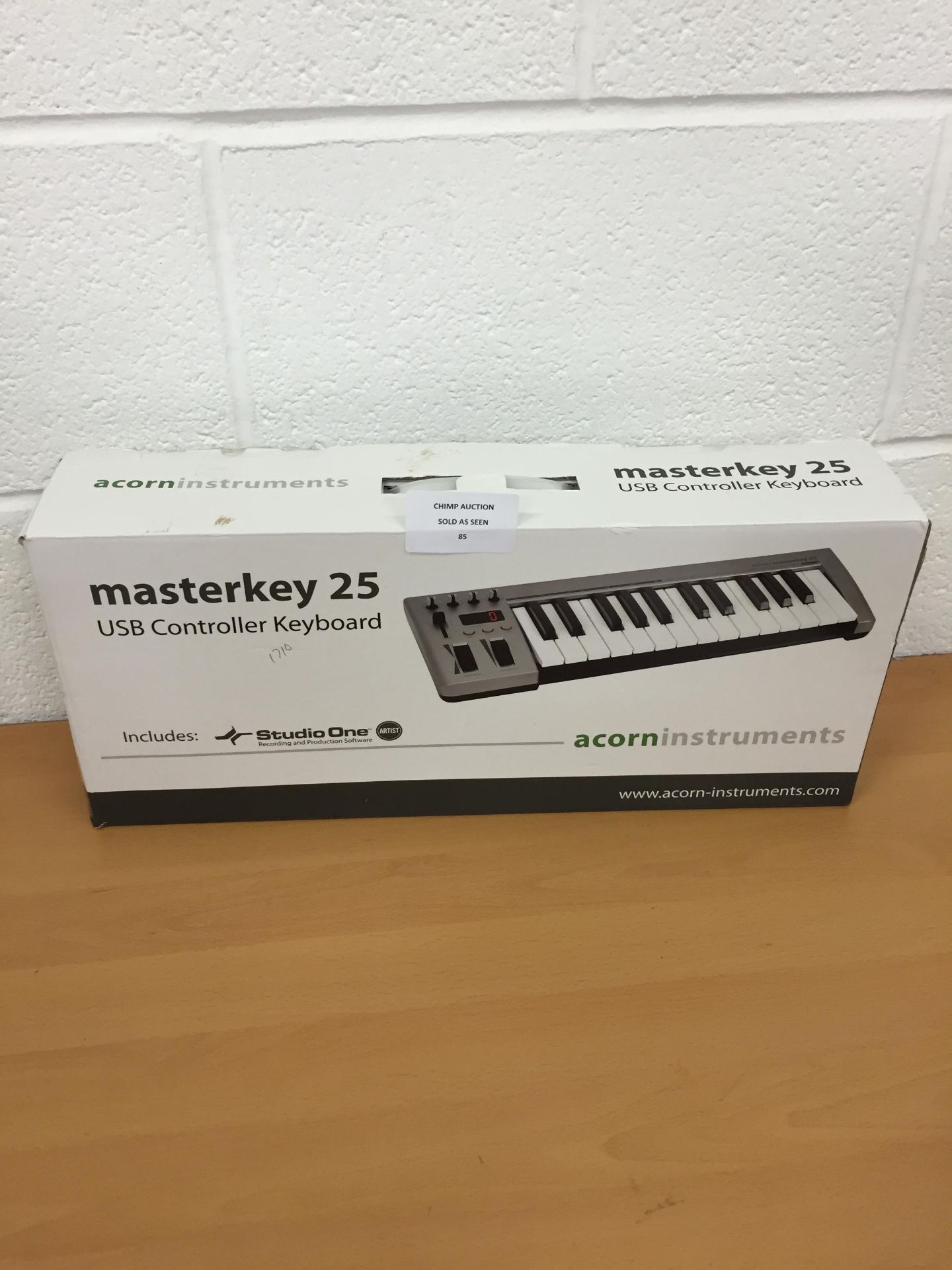 Acorn MasterKey 25 MIDI Keyboard