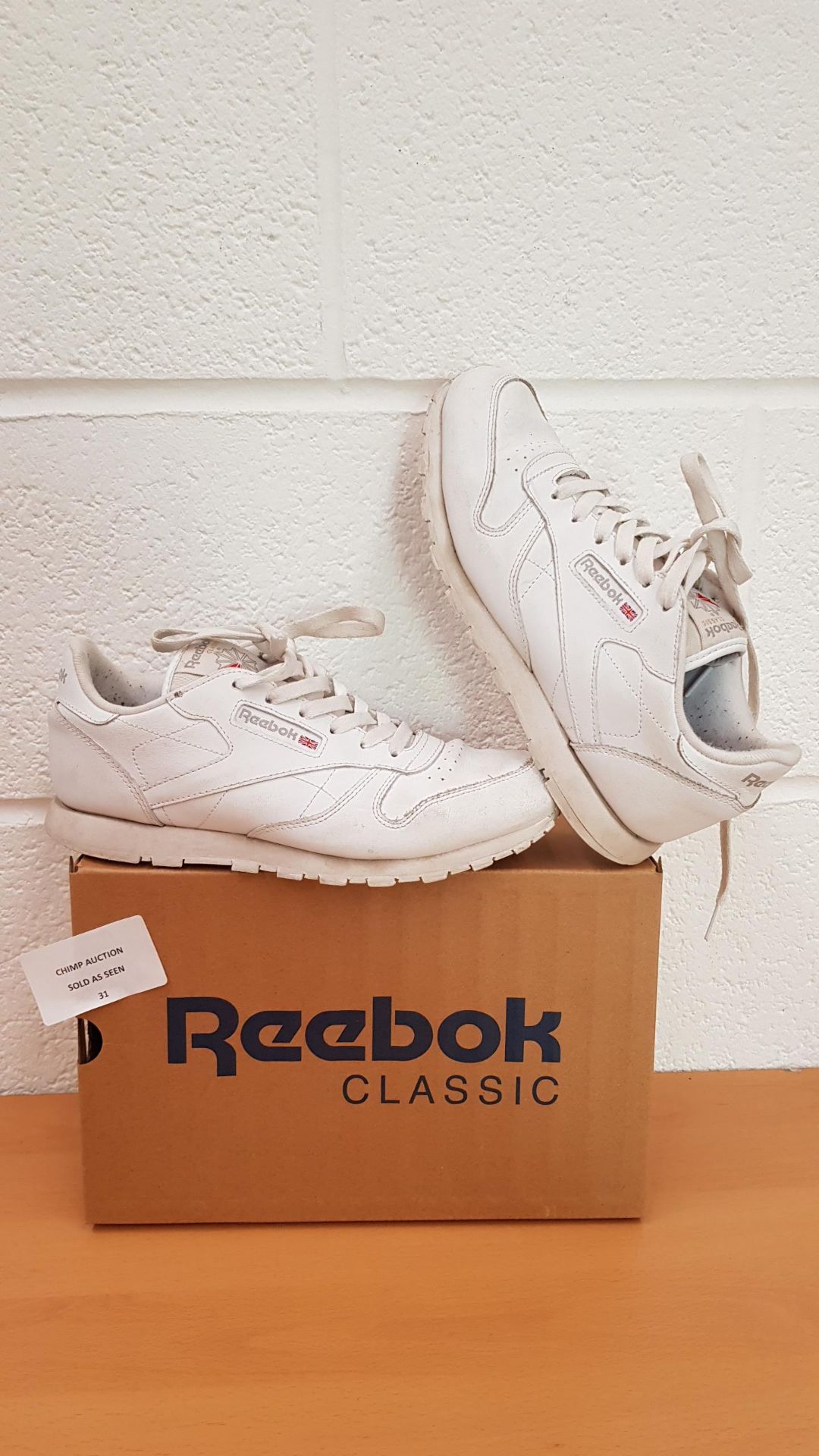Reebok Classic leather Junior trainers UK SIZE 5.5