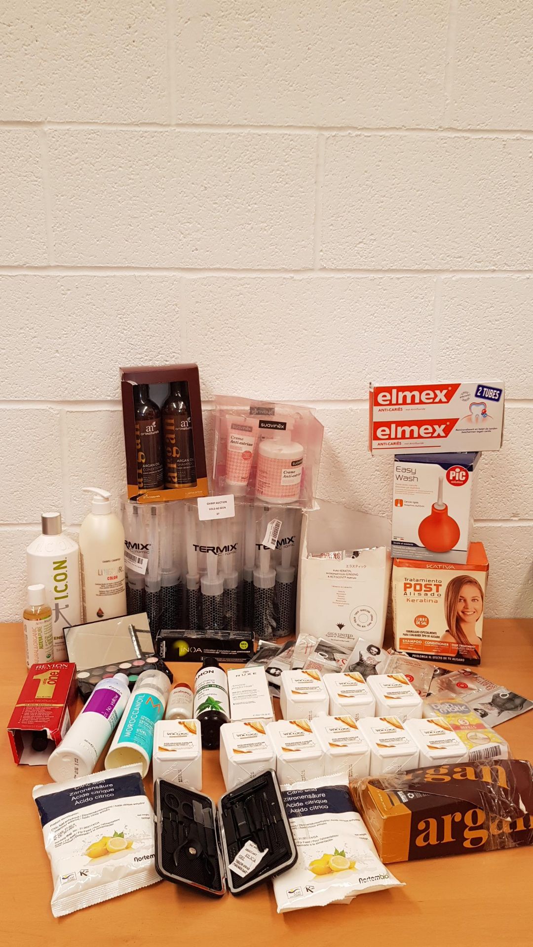 Joblot of mixed personal care items RRP VALUE £480