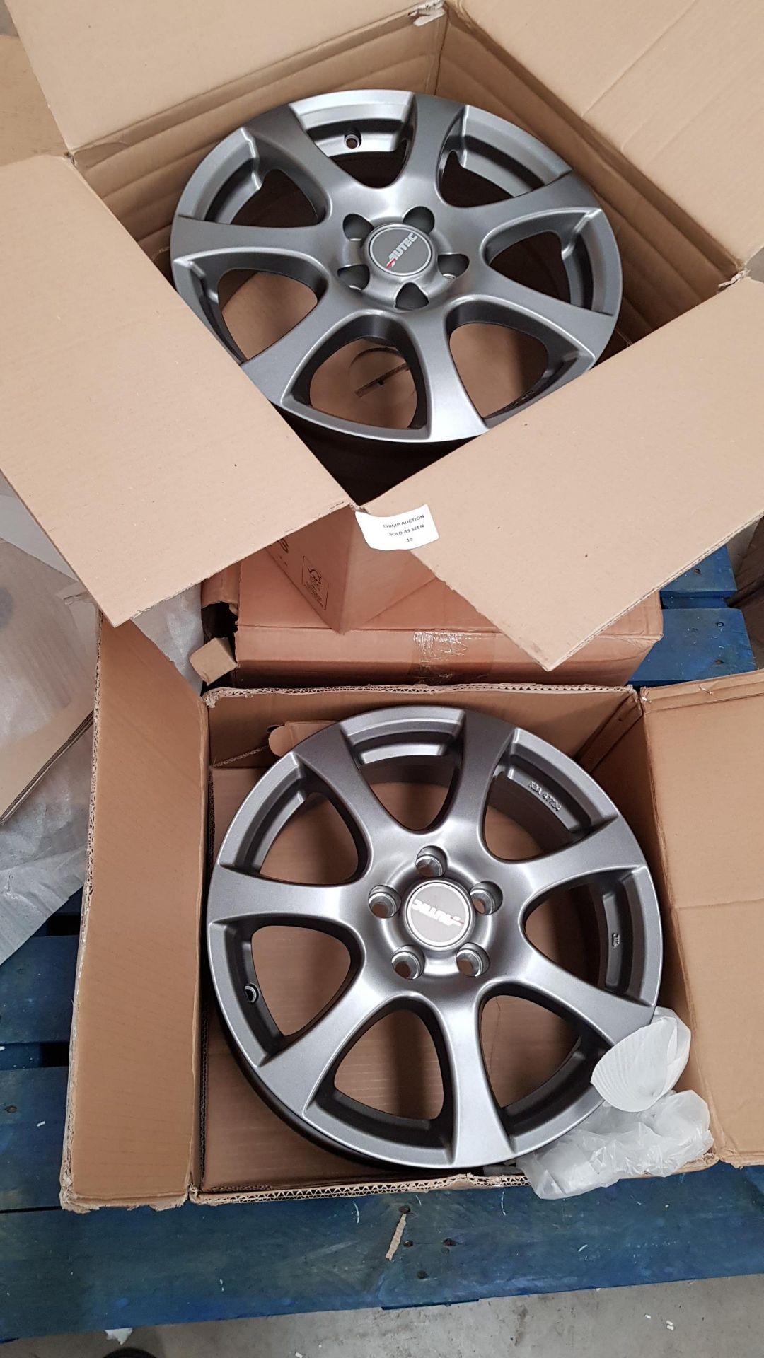 Set of 3X Autec 15" Alloy wheels