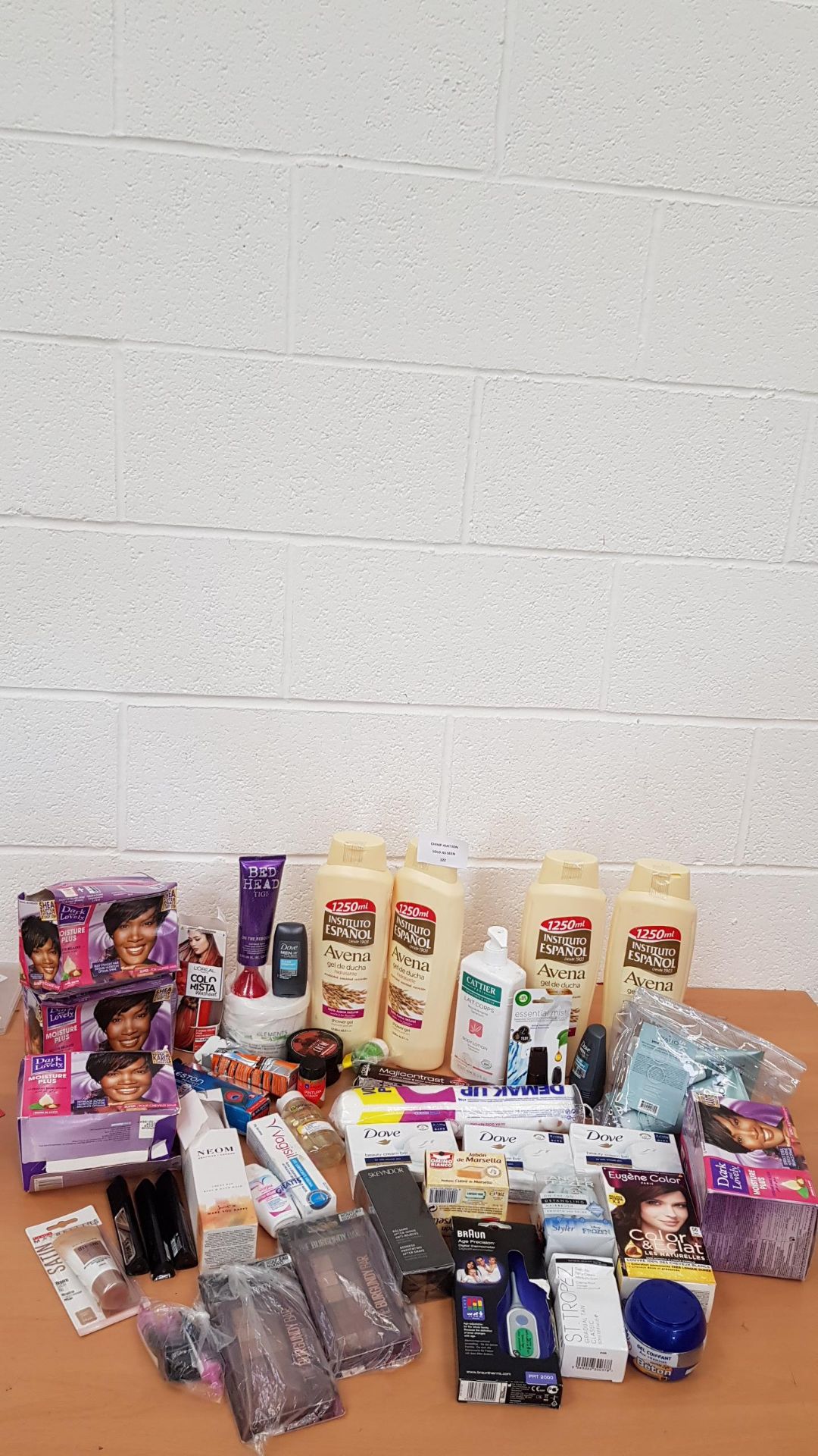 Joblot of mixed Personal Care, Cosmetics RRP VALUE £590