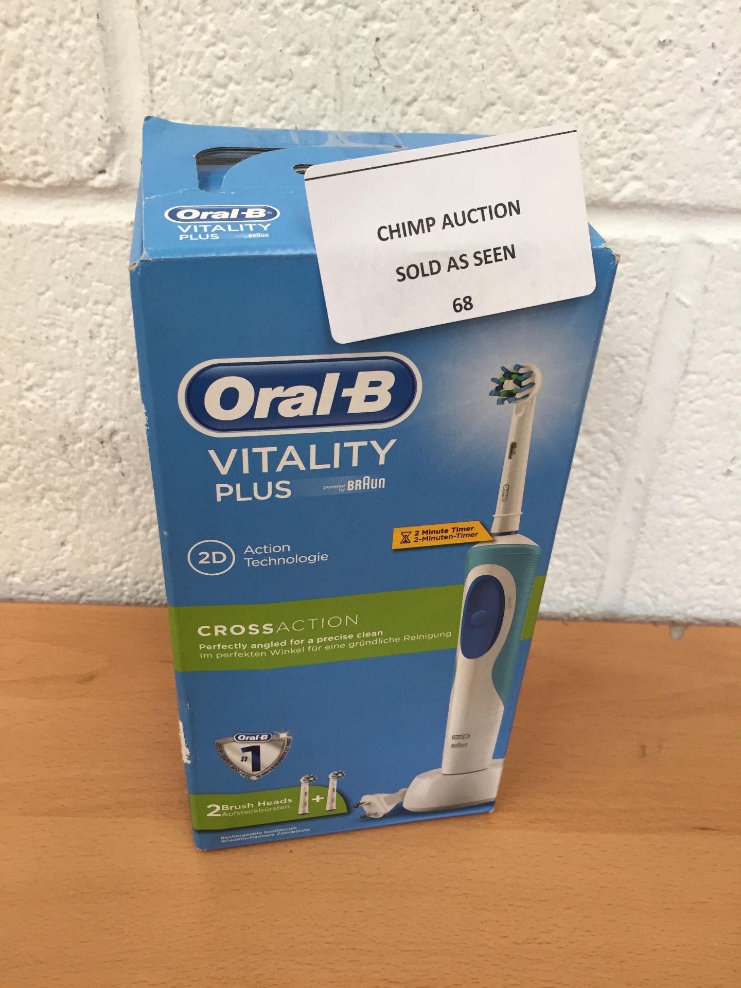 Oral-B Vitality Plus Crossaction electric toothbrush