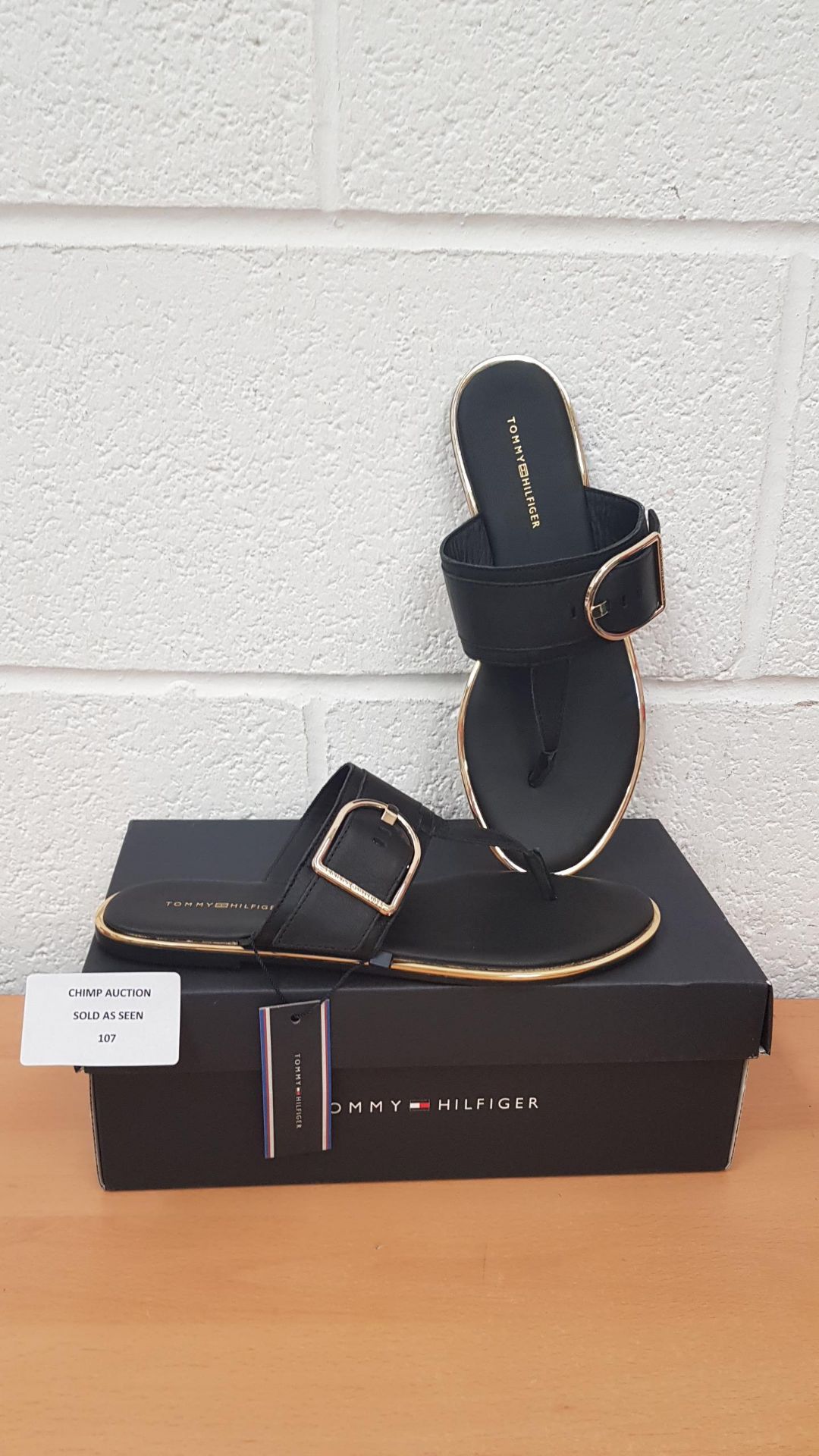 Tommy Hilfiger ladies Flat Sandals EU 41 RRP £79.99