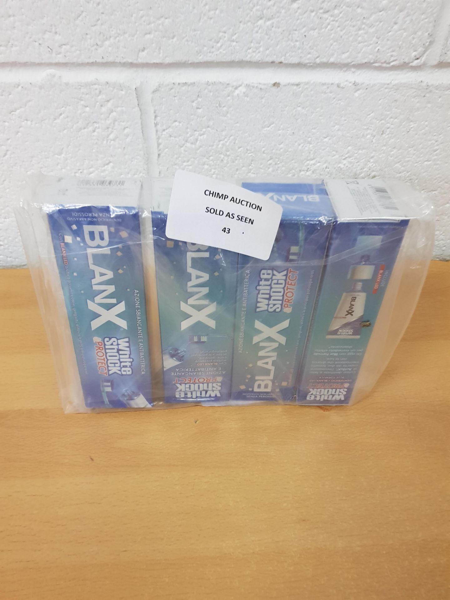 4X Brand new Blanx White Shock Protect 50 ml Toothpaste + LED RRP £40.