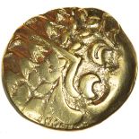 Chute. Sills class 1b.c.60-50BC. Celtic gold stater. 17-19mm. 6.12g.