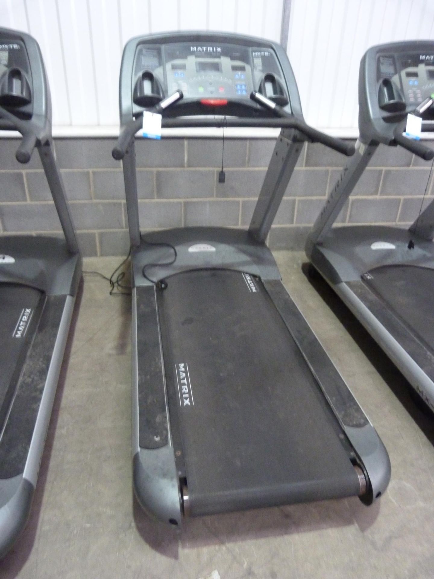 * A Matrix MX-T5x Treadmill, S/N MTM65CM2T5X00446, spares/repair. Please note there is a £5 plus VA