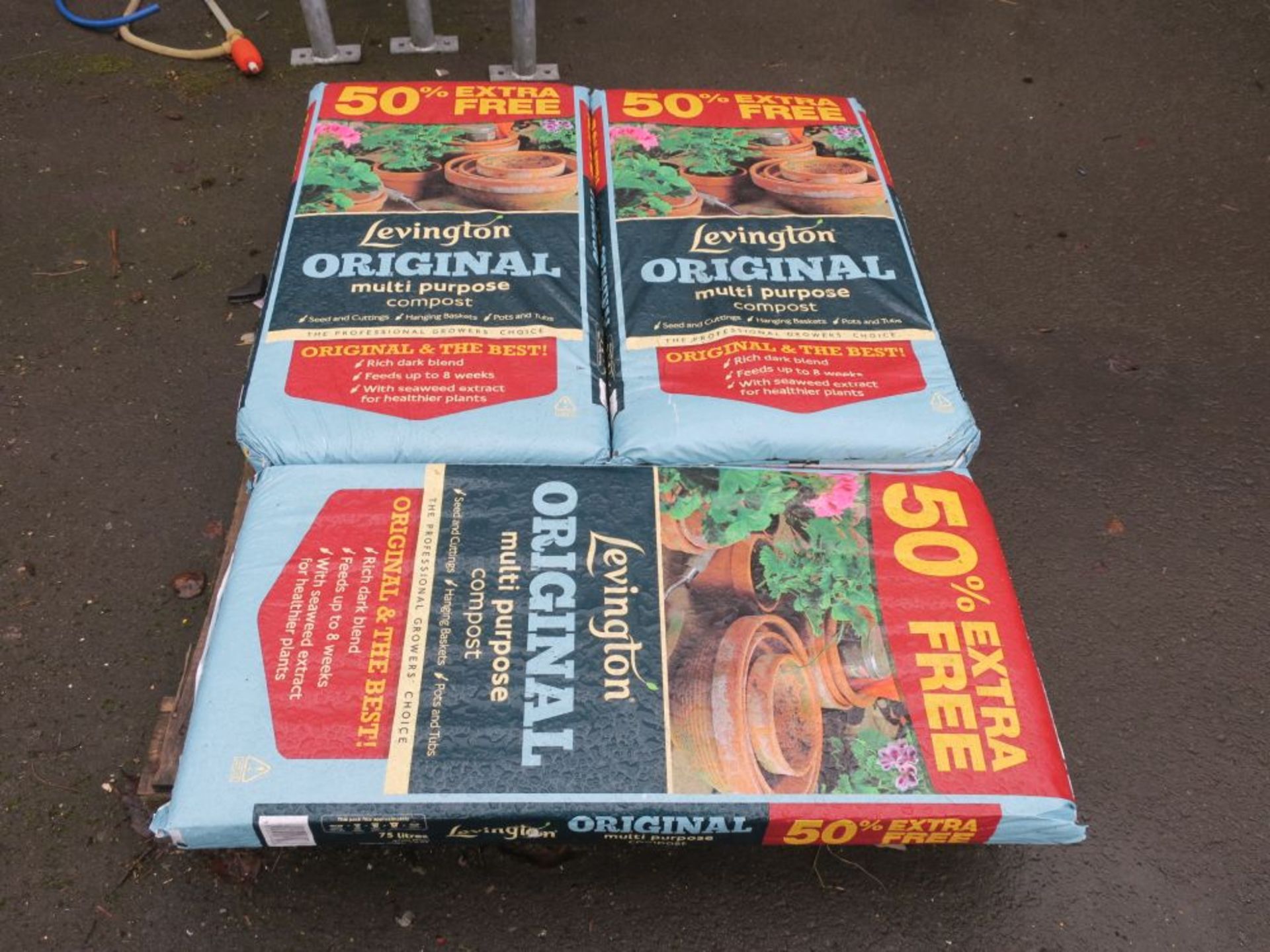 * 3 x Levington Original 50% Free Multi Purpose Compost