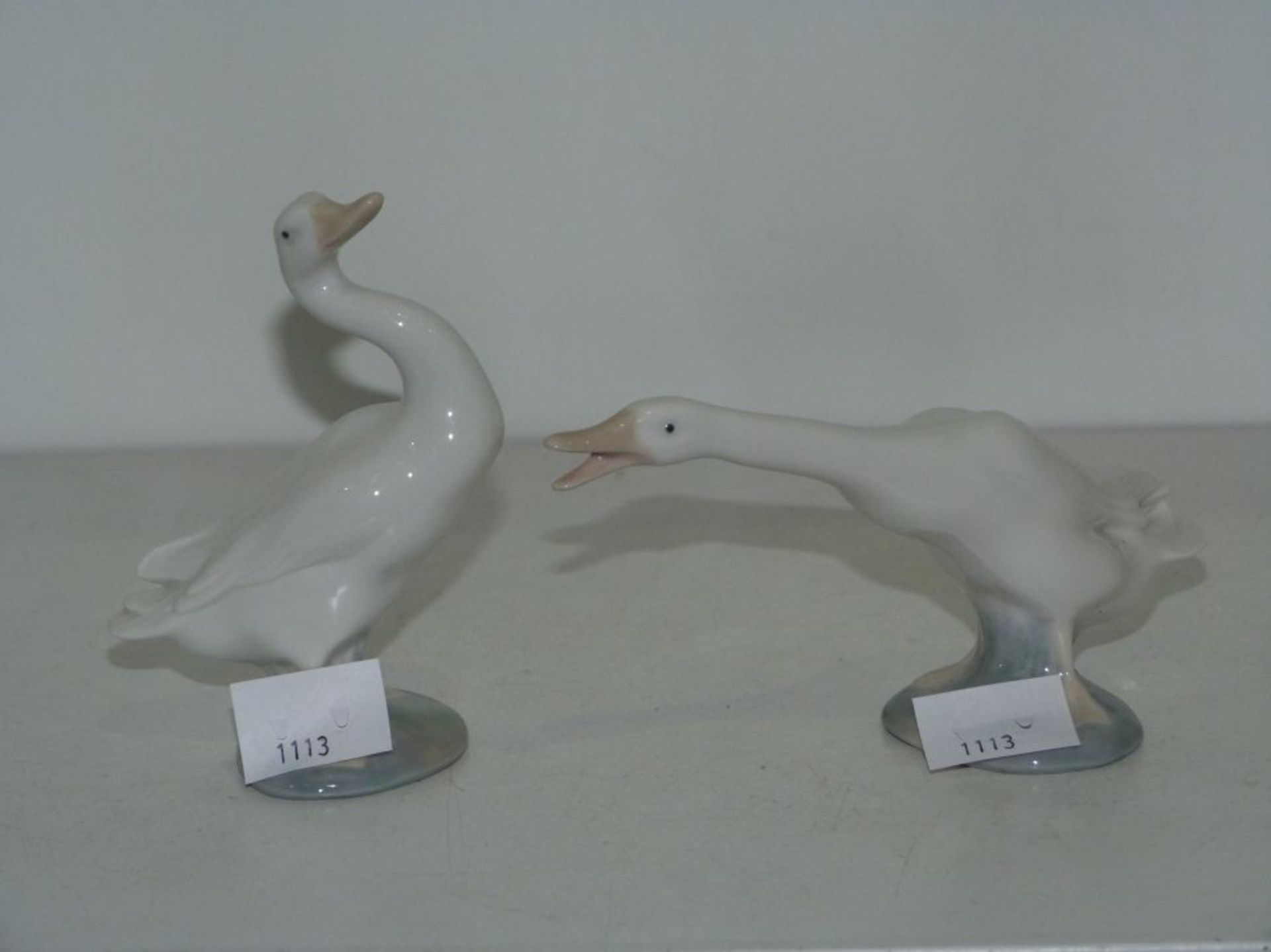 A pair of Lladro Geese (est £30-£40)