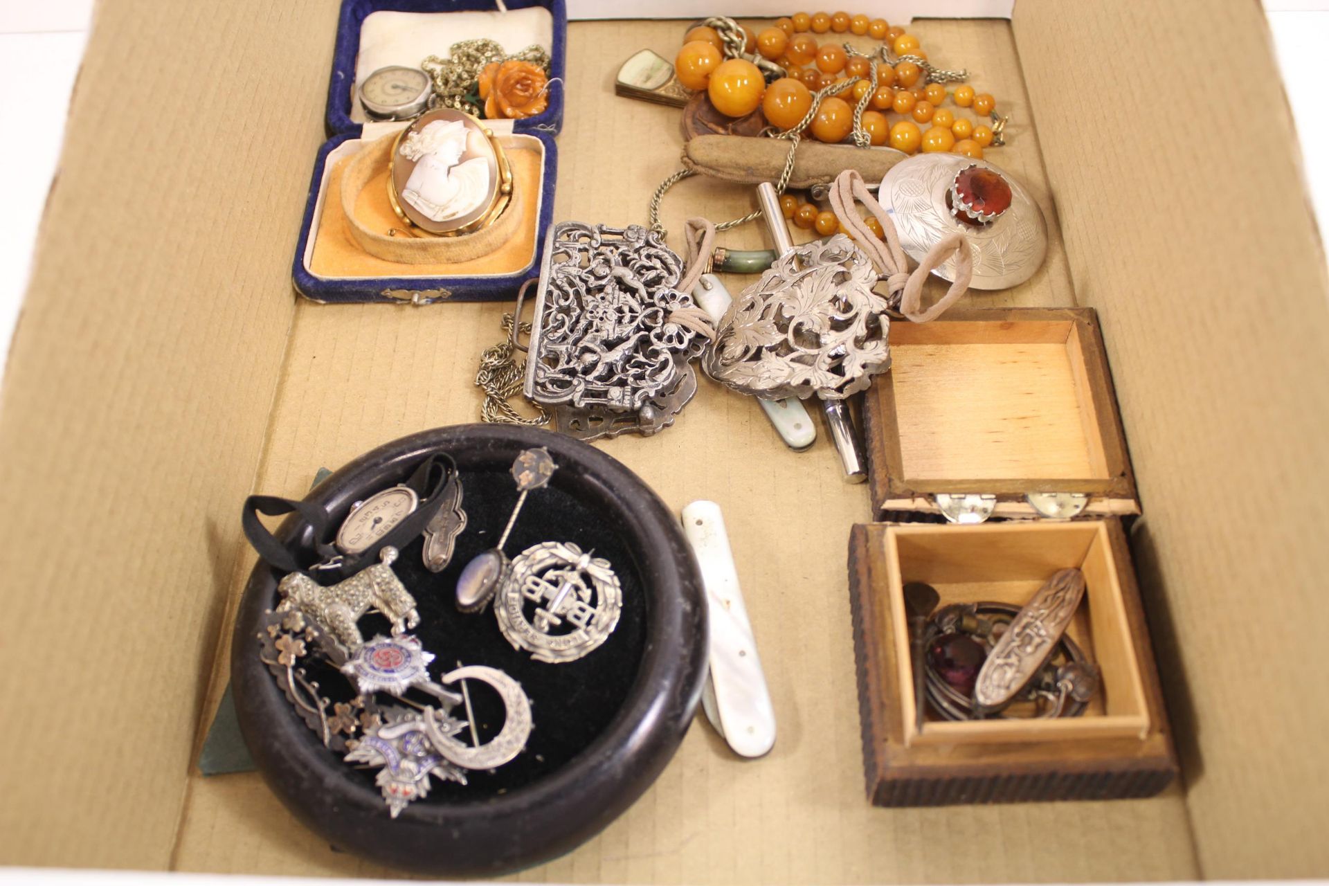 Antique Silver and Other Jewellery. A Shell Cameo, Amber (?) Beads, Silver Watches and Fruit Knives, - Image 2 of 2