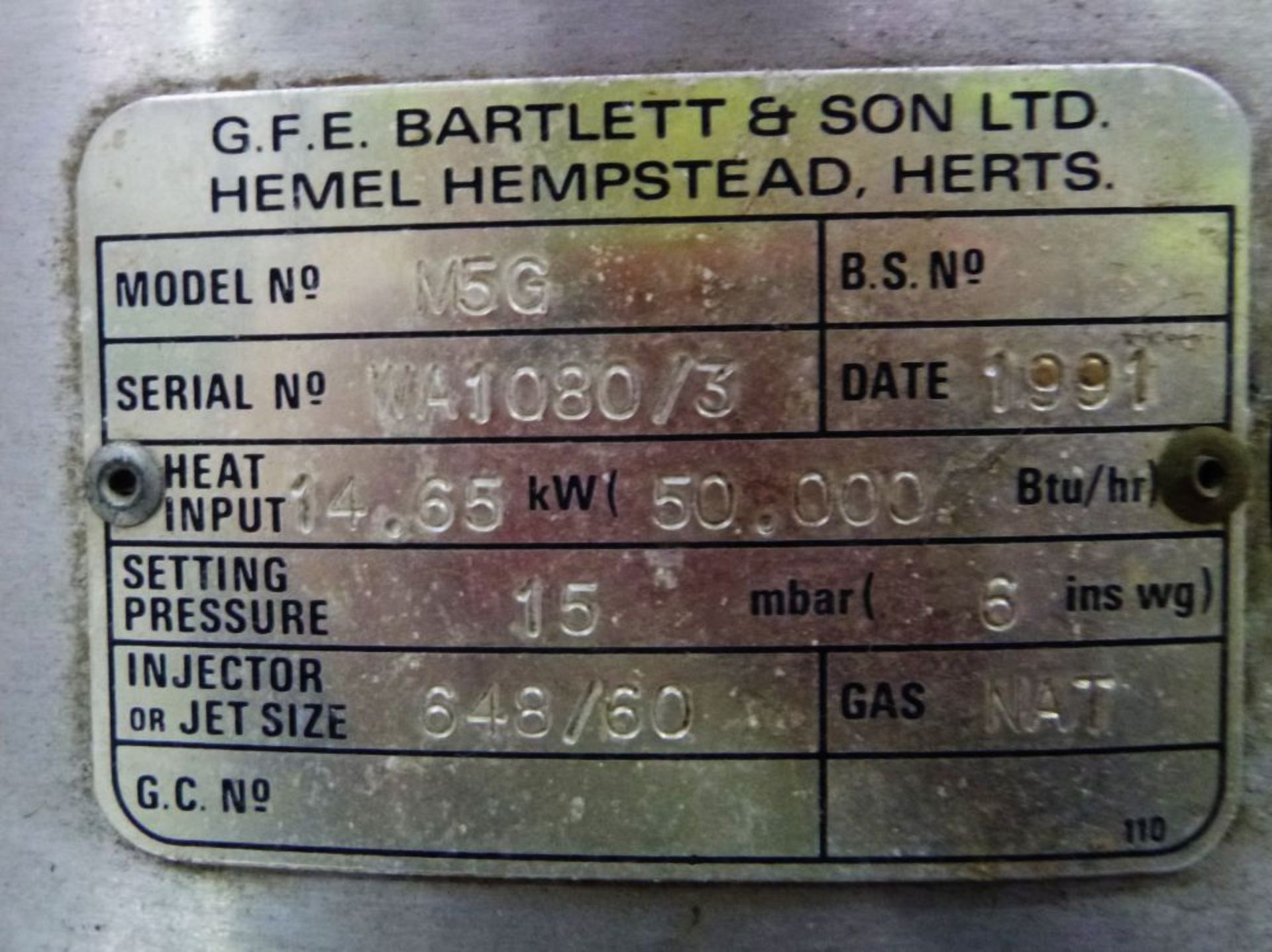 * A Bartlett Gas Water Boiler M5G S/N WA1080/3 YOM 1991. Please note there is a £5 plus Vat lift out - Image 2 of 2