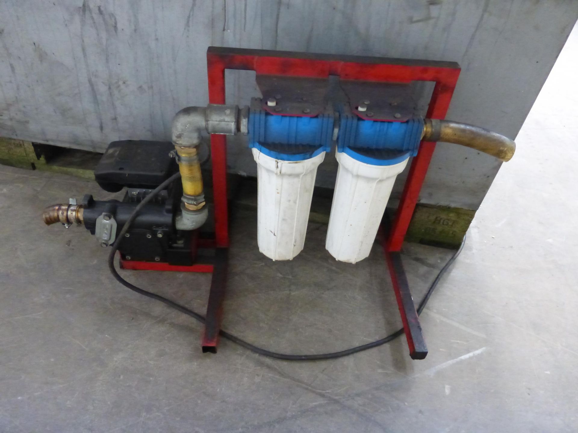 * A Filtration System for BIO-DISEL 240V. Please note there is £10 plus VAT Lift Out Fee on this - Image 2 of 5