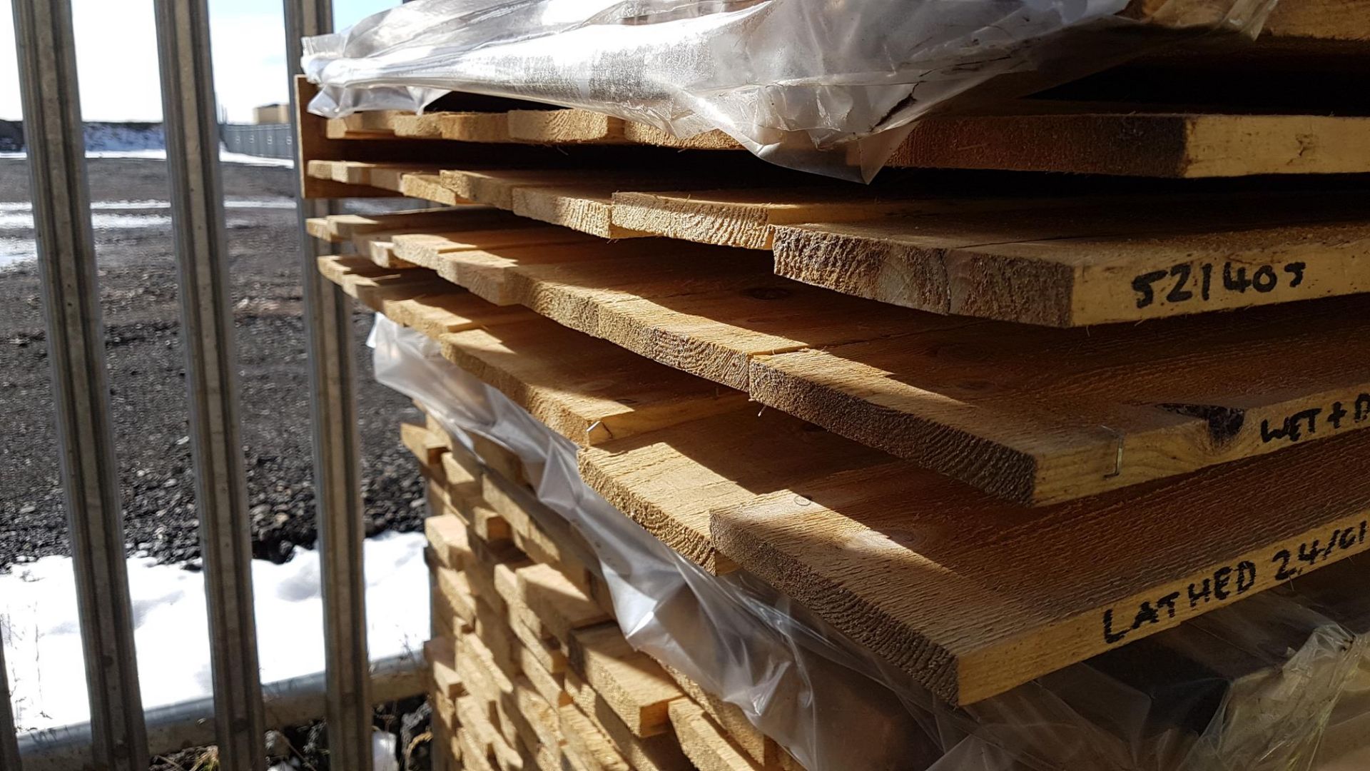 * 14x125, sawn, 42 pieces @ 4200mm. 52140JJ. Please note this lot is located at Bayram Timber Ltd,