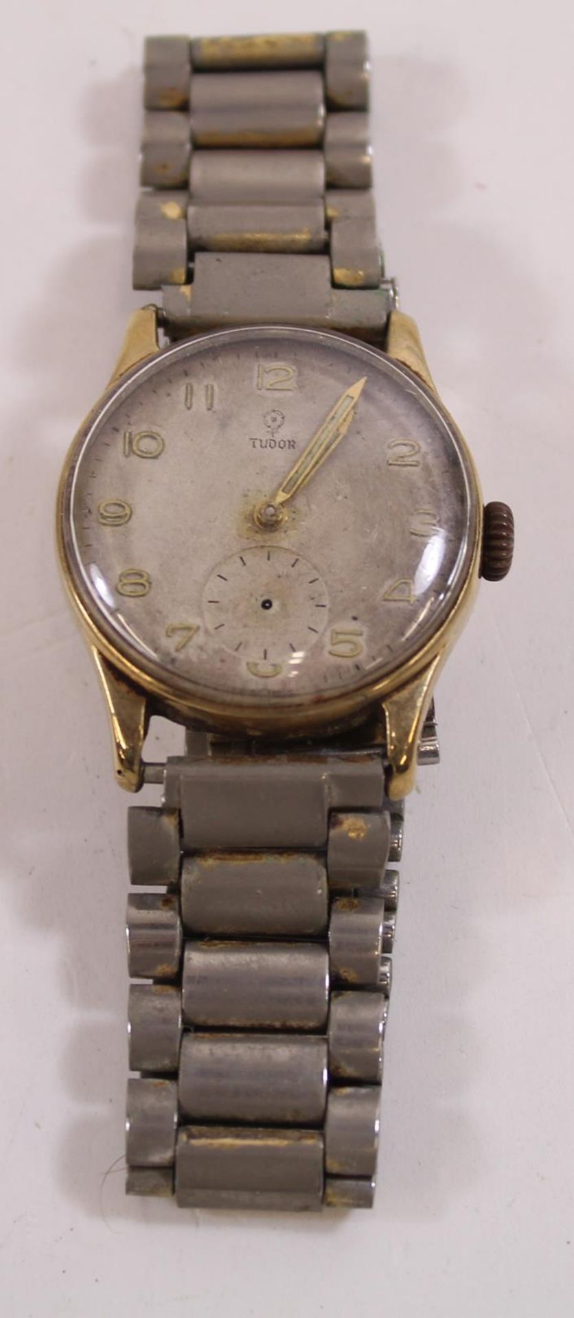 A Rolex Tudor Manual Wind Gents Wrist Watch with Hallmarked 9ct Gold Strap (Est £20-£40)