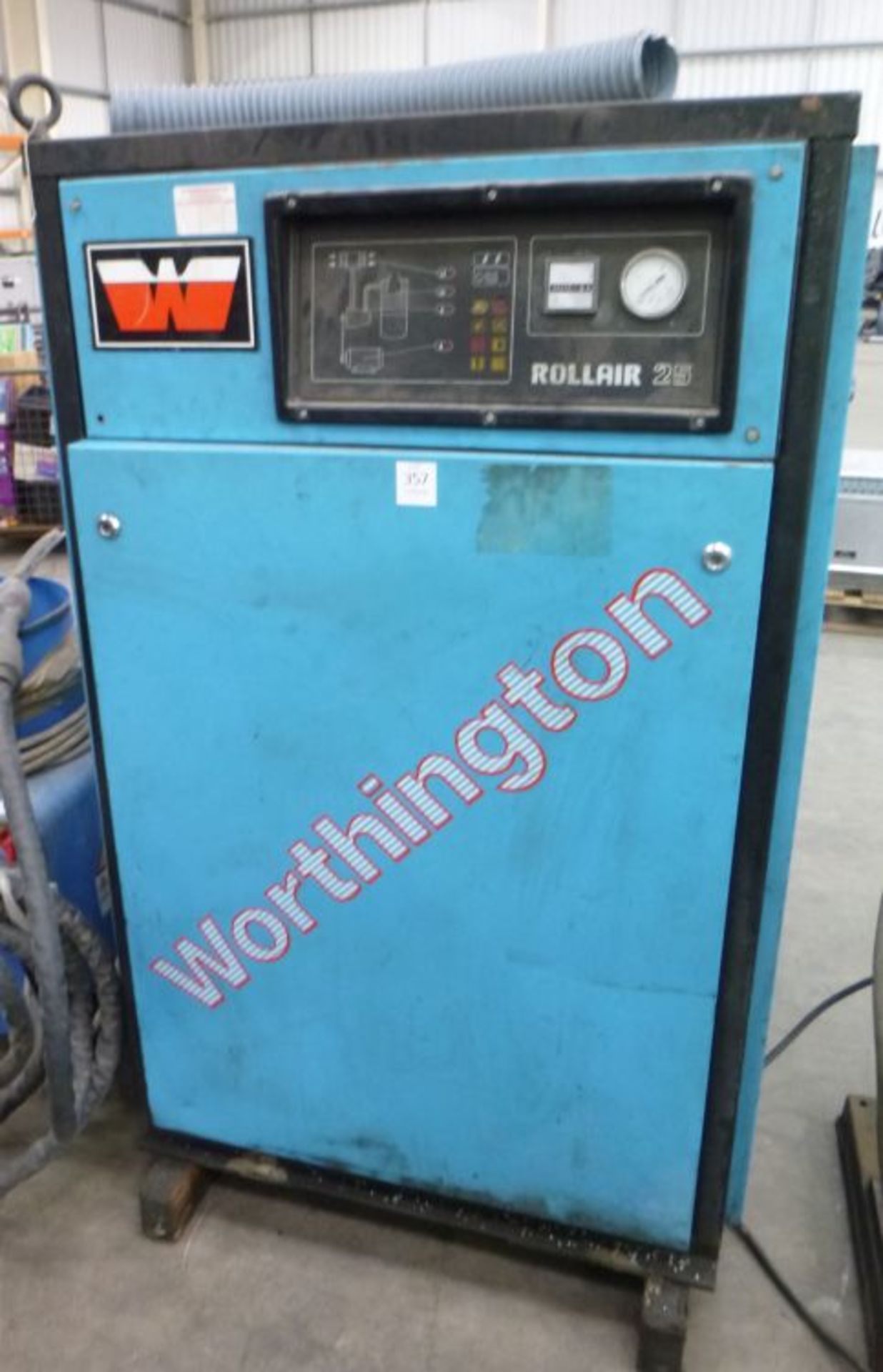 * A Worthington Roll Air 25 type RLR 25 S/N 312159. Please note there is a £10 plus VAT Lift Out Fee