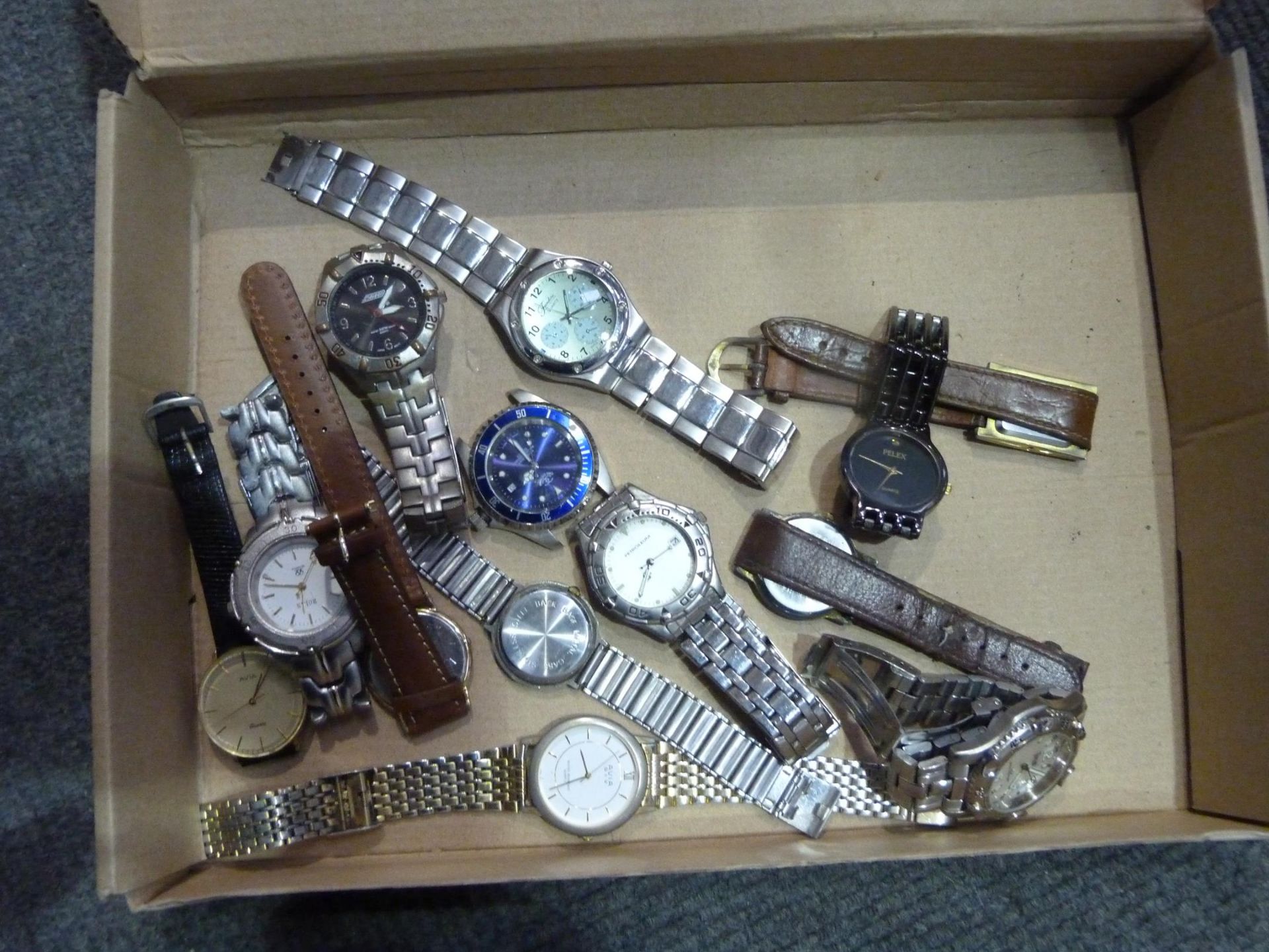 * Two Boxes to contain an Assortment of Watches including Four 9ct Gold Watches, Two Gold Lugs ( - Image 4 of 4