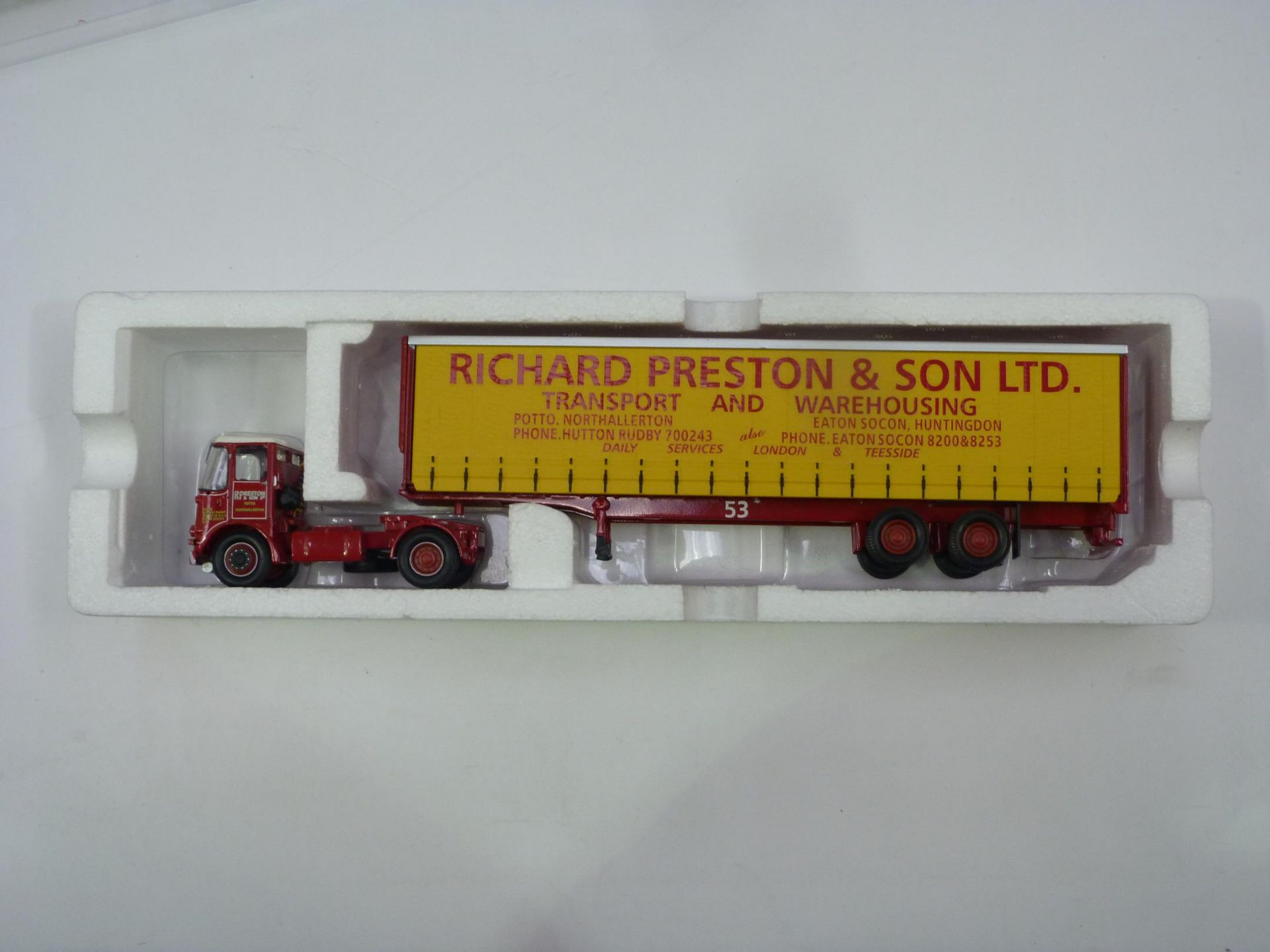 A Corgi Limited Edition 'Longs of Leeds' CC13202 DAF XF Space Cab Curtainside - J Long & Sons ( - Image 6 of 7