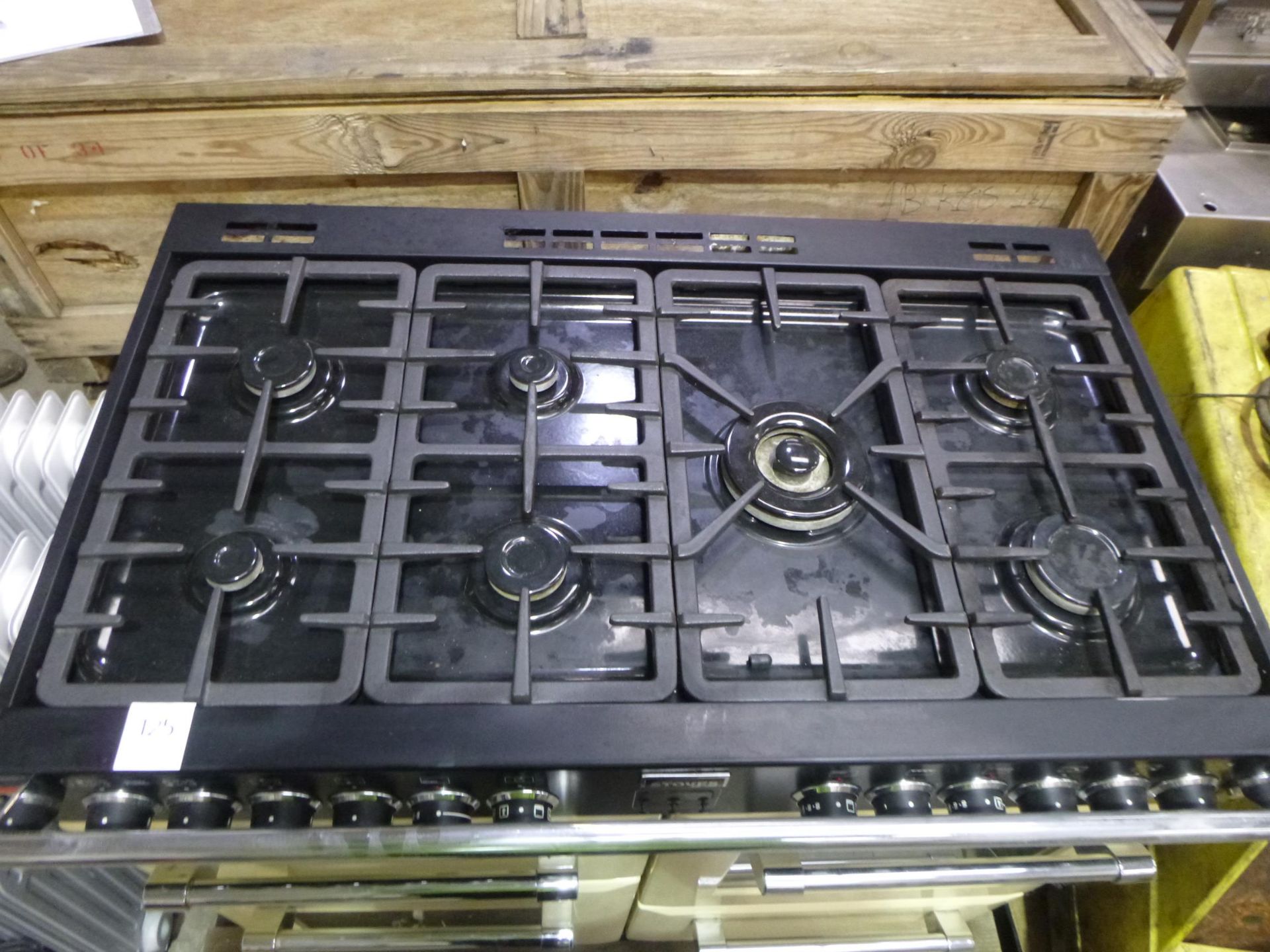 A Stoves Richmond 1000 DFT Range Gas Cooker. Please note there is £10 plus VAT Lift Out Fee on this - Image 2 of 2