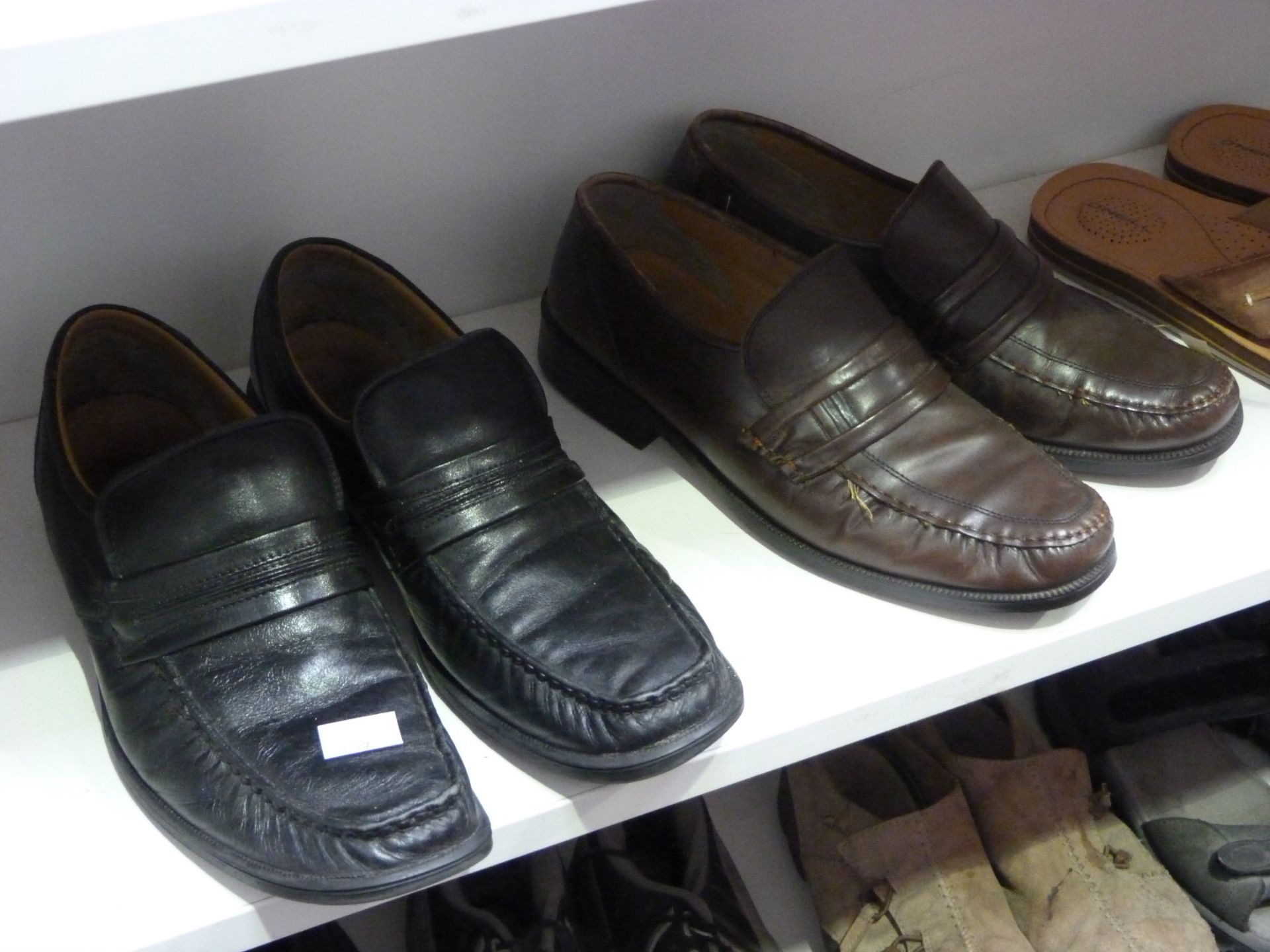 Two shelves to contain four pairs of mens Shoes, two pairs of Sandals and a pair of Slippers (all - Image 2 of 5