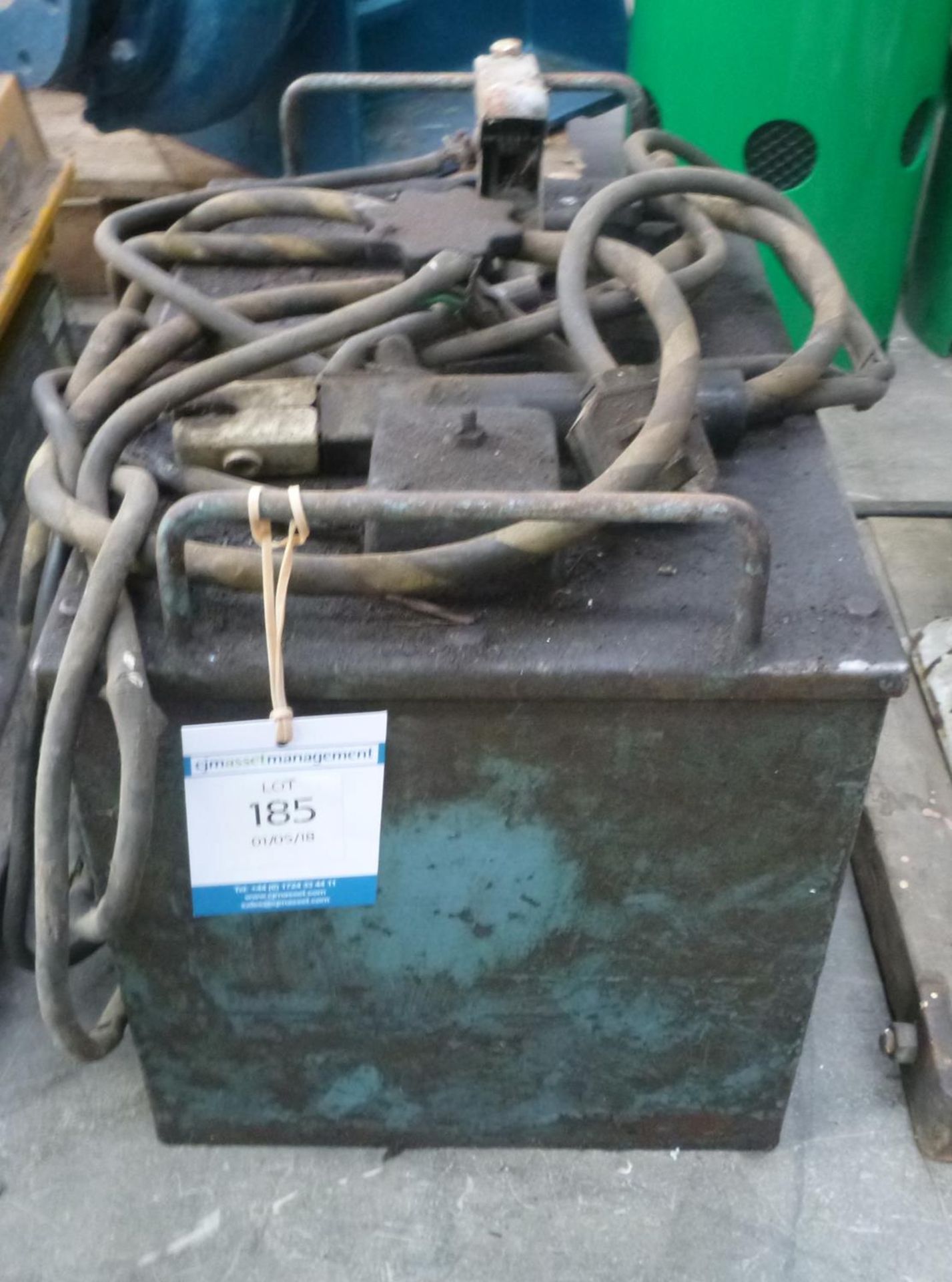 An Oil Filled Arc Welder. Please note there is a £5 Plus VAT Lift Out Fee on this lot - Image 2 of 2