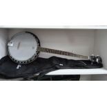 This is a Timed Online Auction on Bidspotter.co.uk, Click here to bid. An Ozark Banjo in Freshman